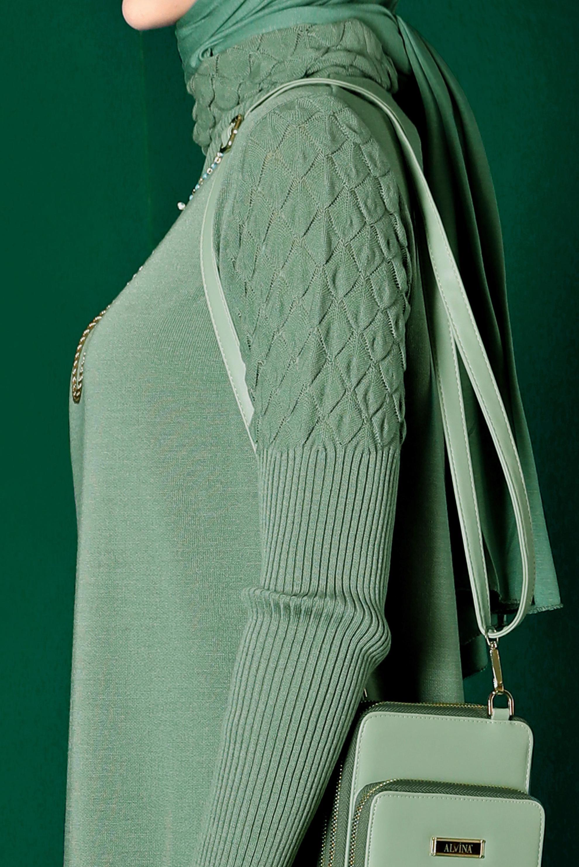 Tesettür giyim YEŞİL BOĞAZLI BASIC TRİKO ELBİSE 43131