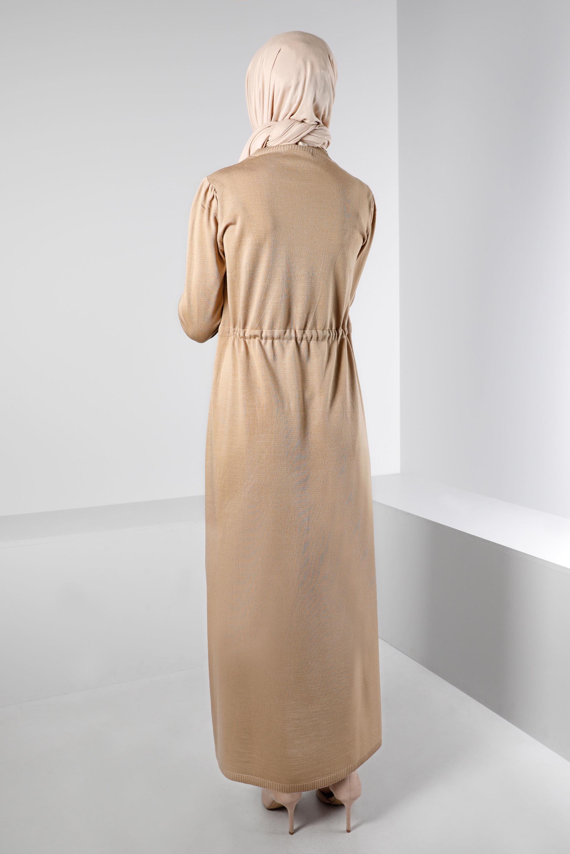 Tesettür giyim KAHVE BELİ BÜZGÜLÜ TRİKO ELBİSE 43196 