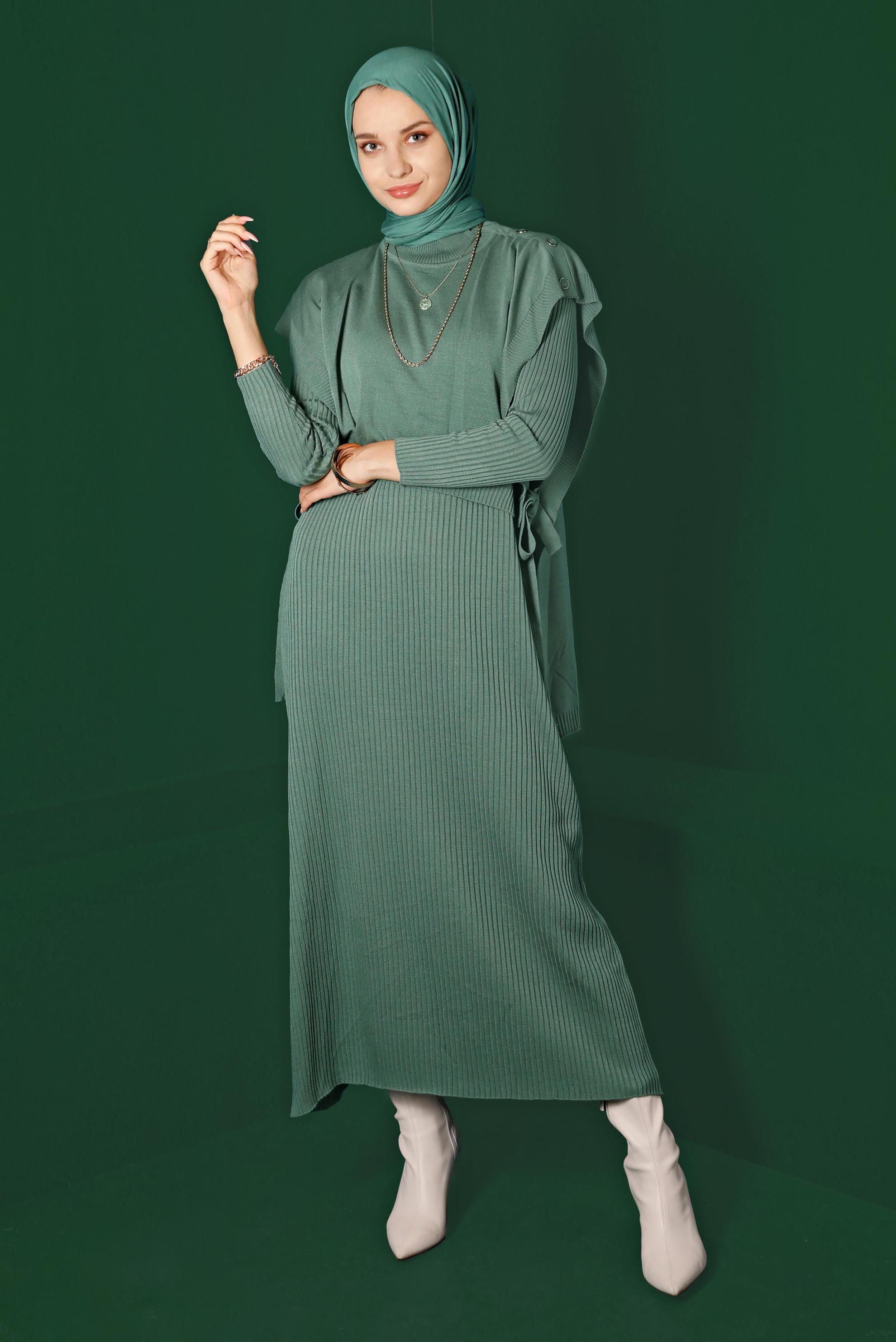 Tesettür giyim YEŞİL BAĞLAMA DETAYLI PİLELİ TRİKO İKİLİ ELBİSE 43199