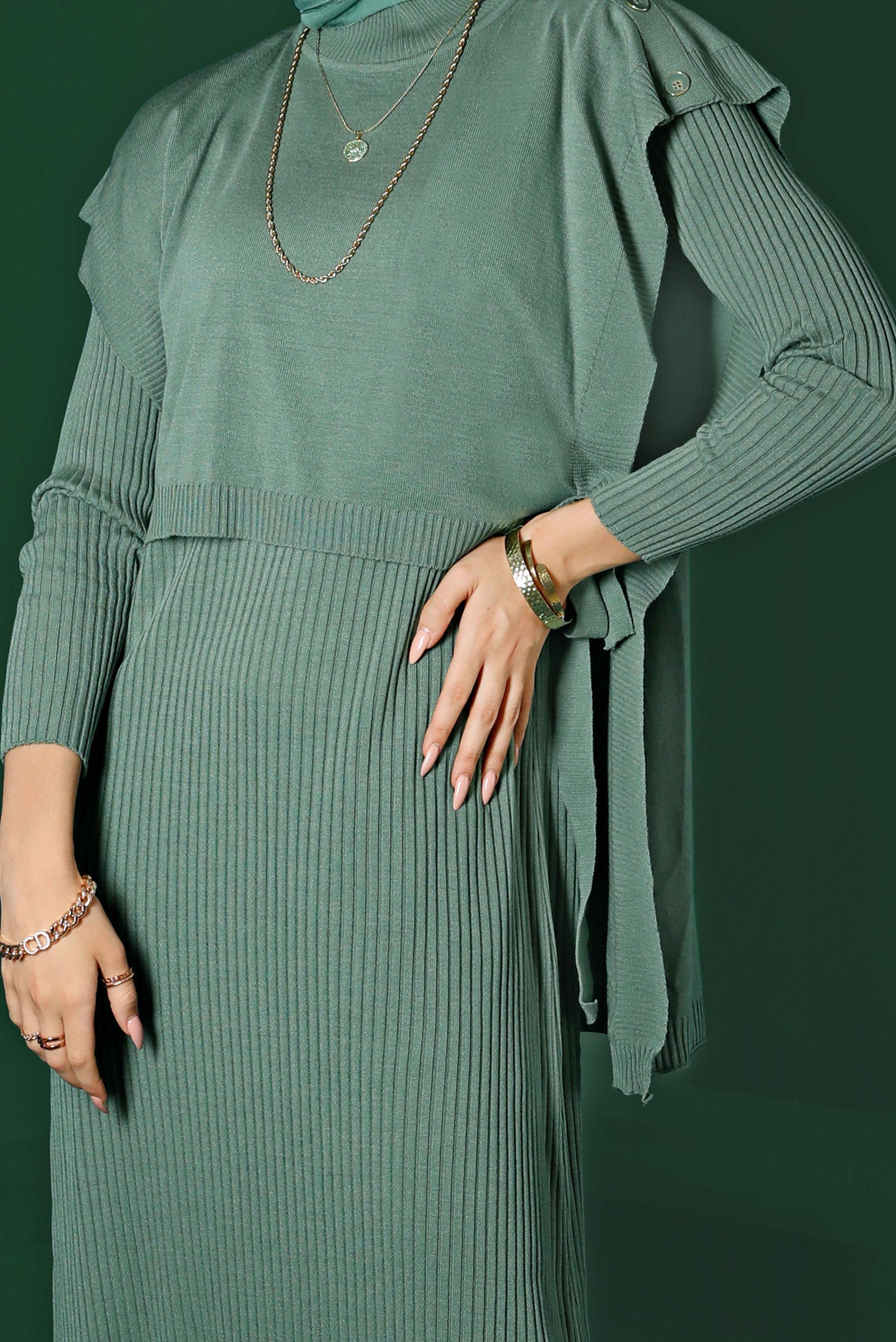 Tesettür giyim YEŞİL BAĞLAMA DETAYLI PİLELİ TRİKO İKİLİ ELBİSE 43199