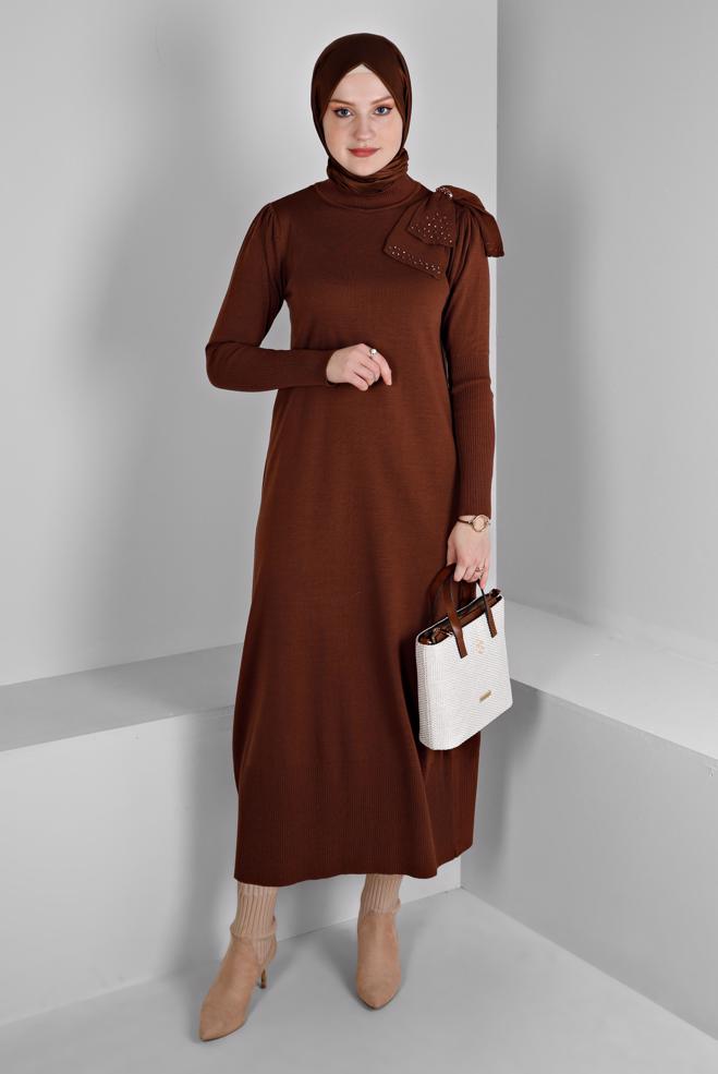 Tesettür giyim KAHVE FİYONK DETAYLI TRİKO ELBİSE 43200  - ALVİNA