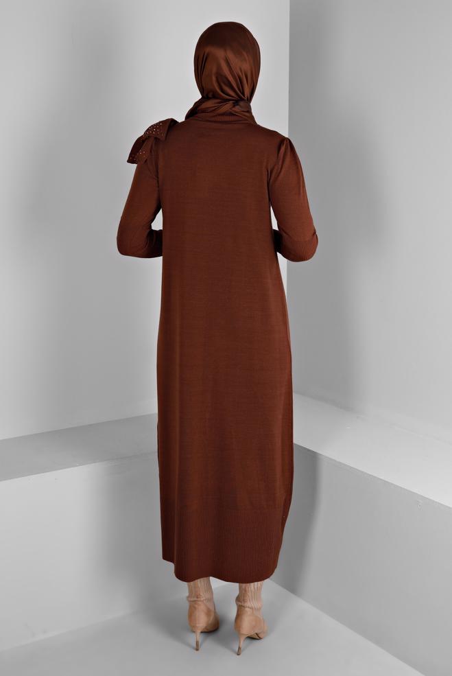 Tesettür giyim KAHVE FİYONK DETAYLI TRİKO ELBİSE 43200  - ALVİNA
