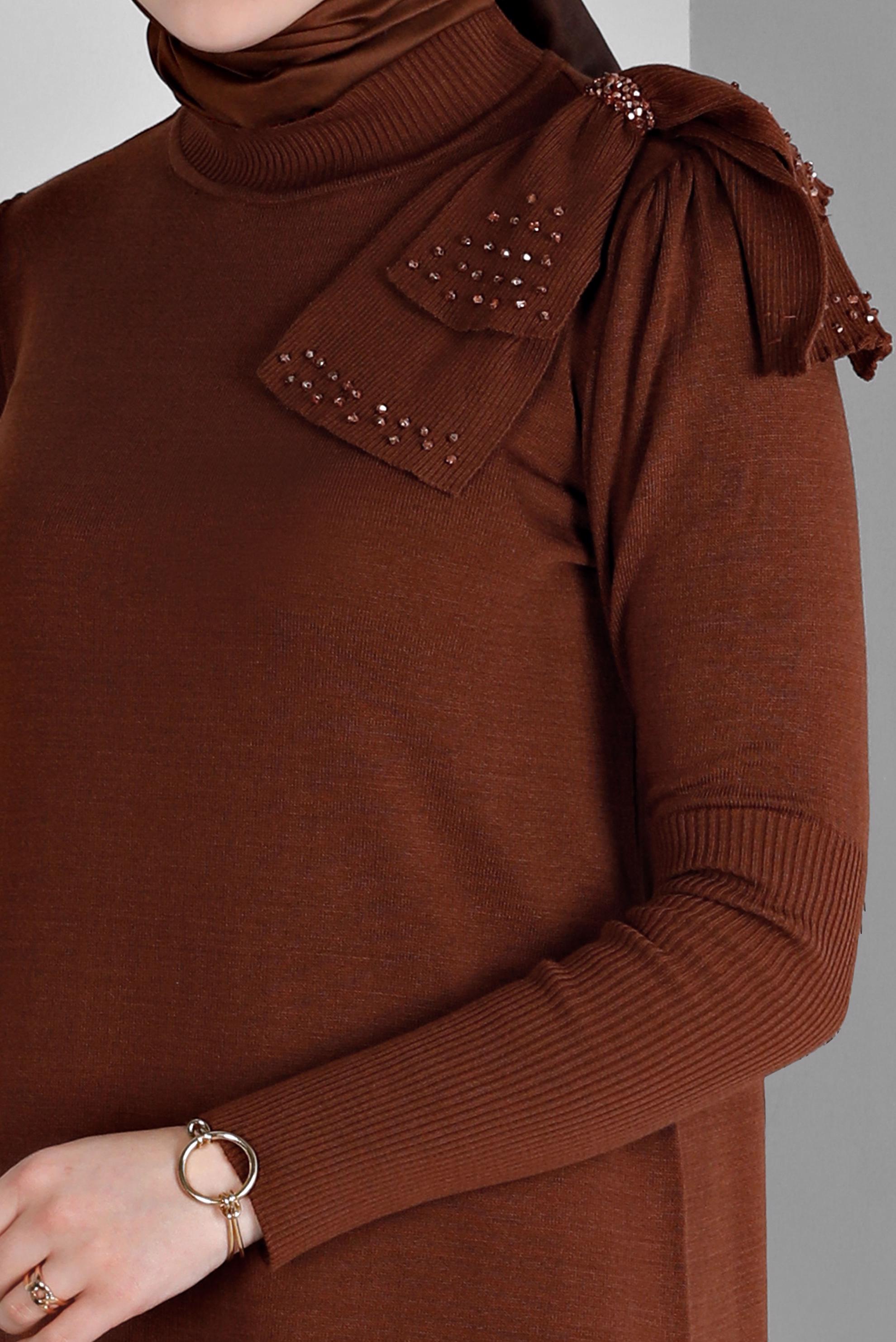 Tesettür giyim KAHVE FİYONK DETAYLI TRİKO ELBİSE 43200 