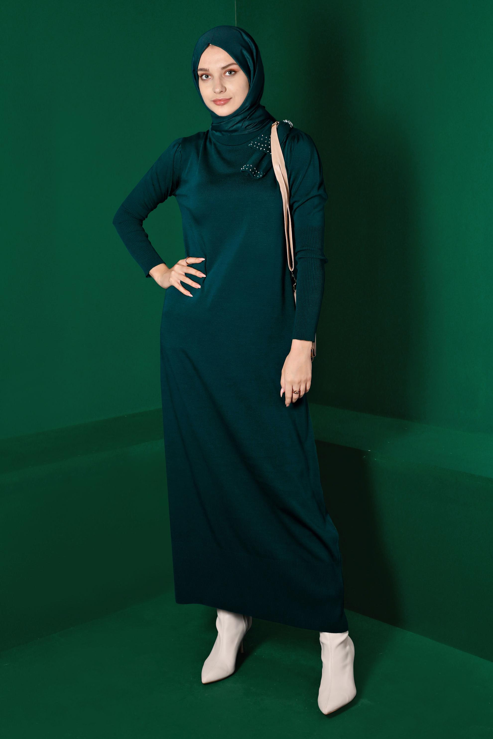 Tesettür giyim YEŞİL FİYONK DETAYLI TRİKO ELBİSE 43200 