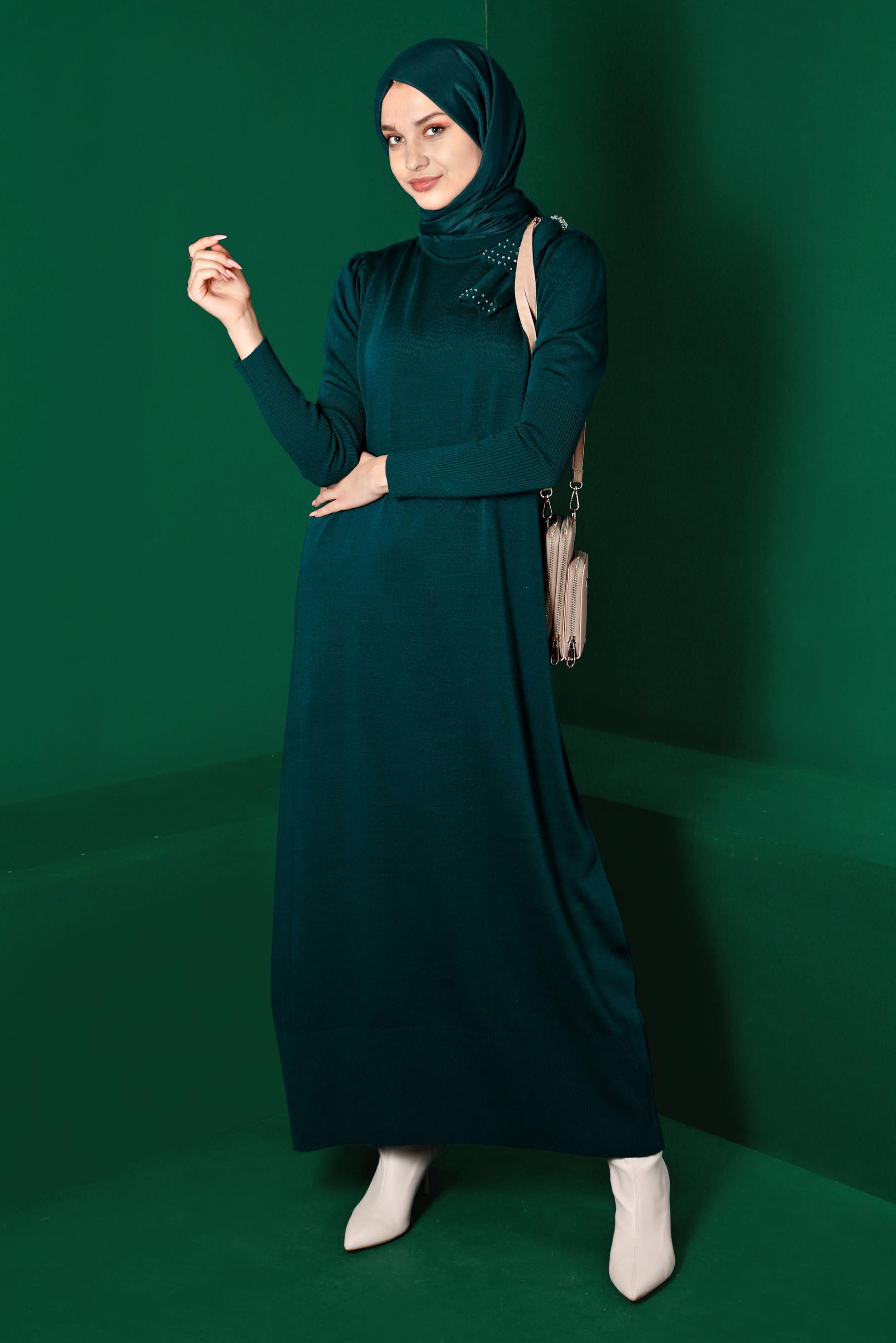 Tesettür giyim YEŞİL FİYONK DETAYLI TRİKO ELBİSE 43200 