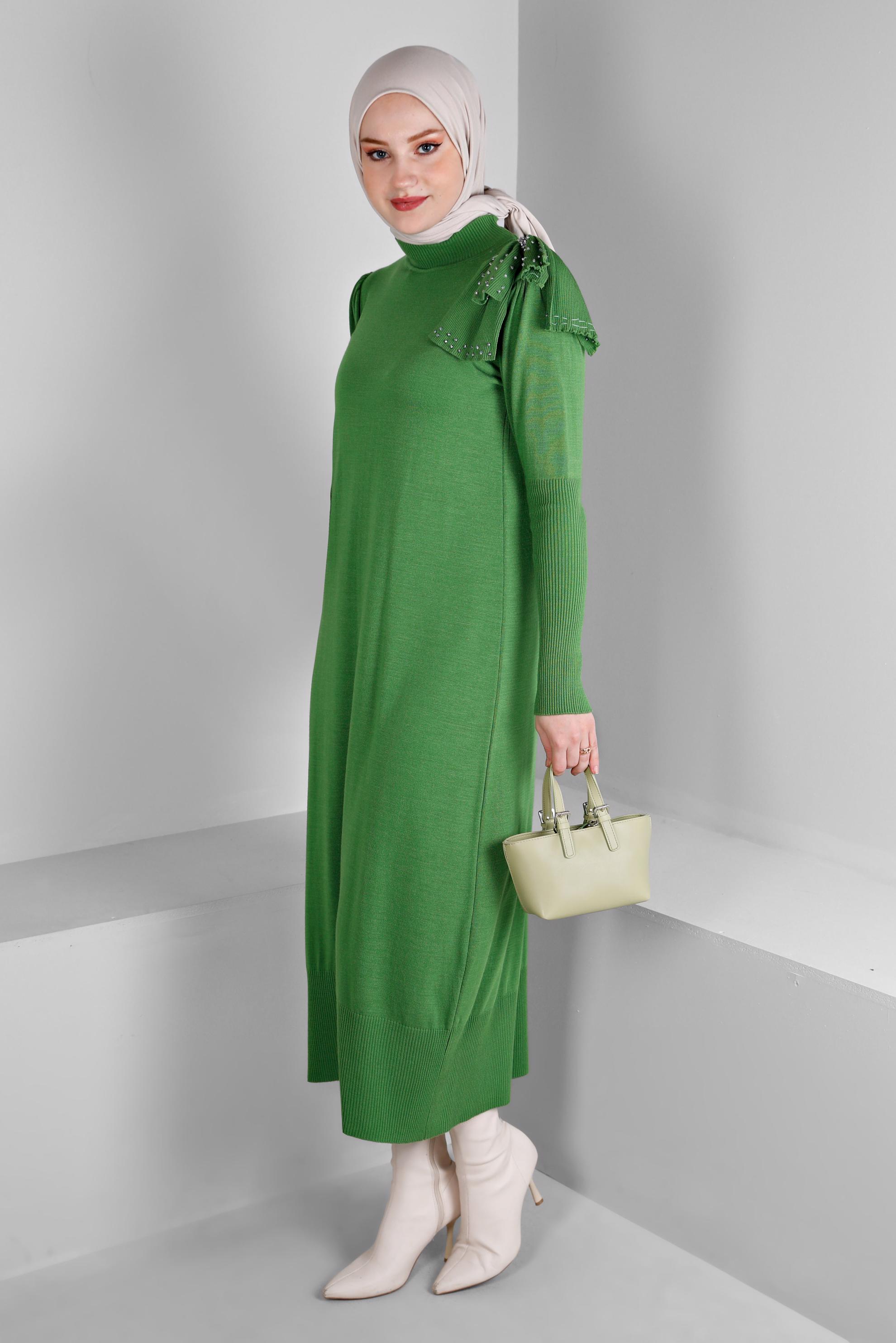 Tesettür giyim YEŞİL FİYONK DETAYLI TRİKO ELBİSE 43200 