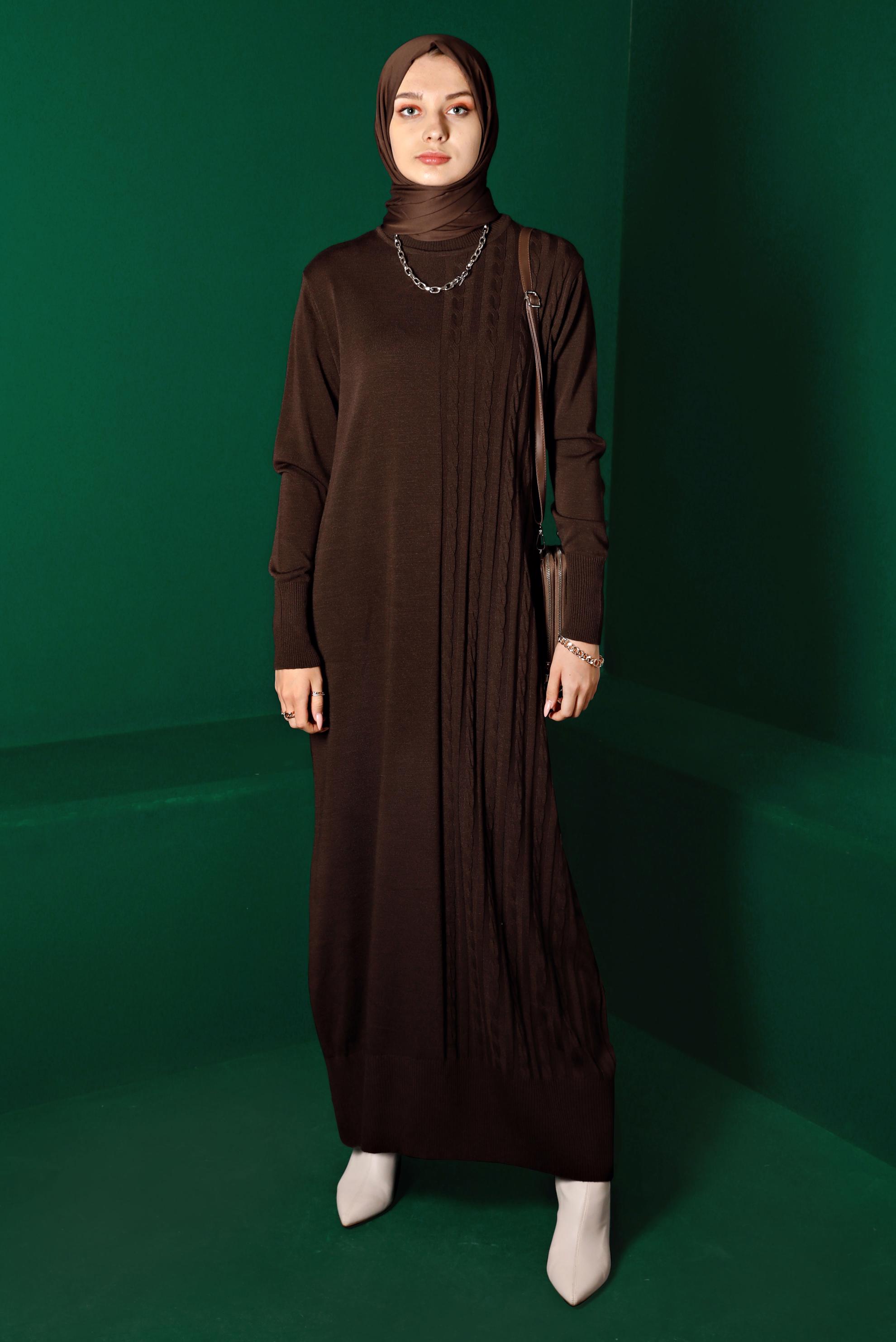 Tesettür giyim KAHVE ÖRGÜ DETAYLI TRİKO ELBİSE 43201 