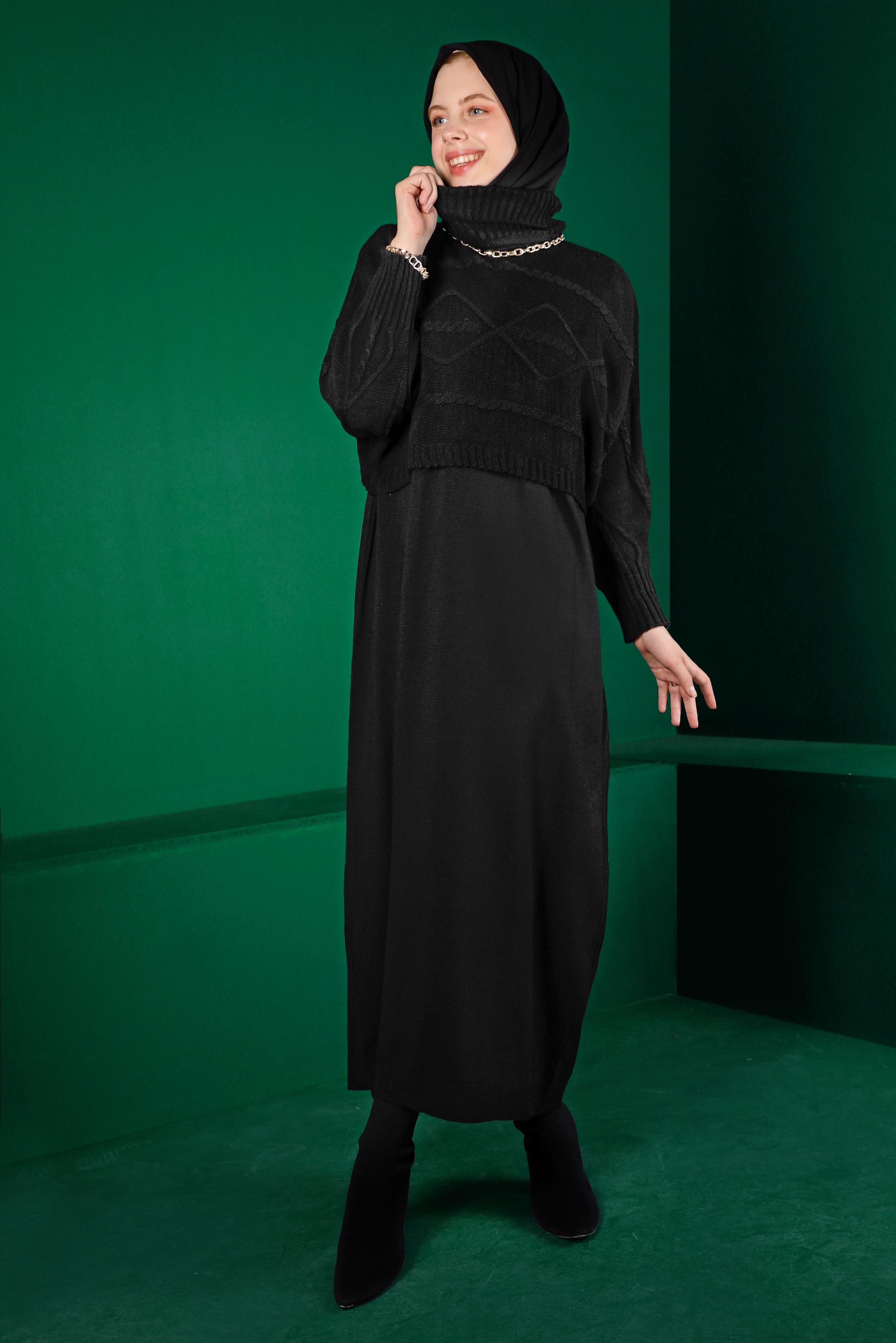 Tesettür giyim SİYAH BALIKÇI YAKA KENDİNDEN DESENLİ TRİKO İKİLİ ELBİSE 43204