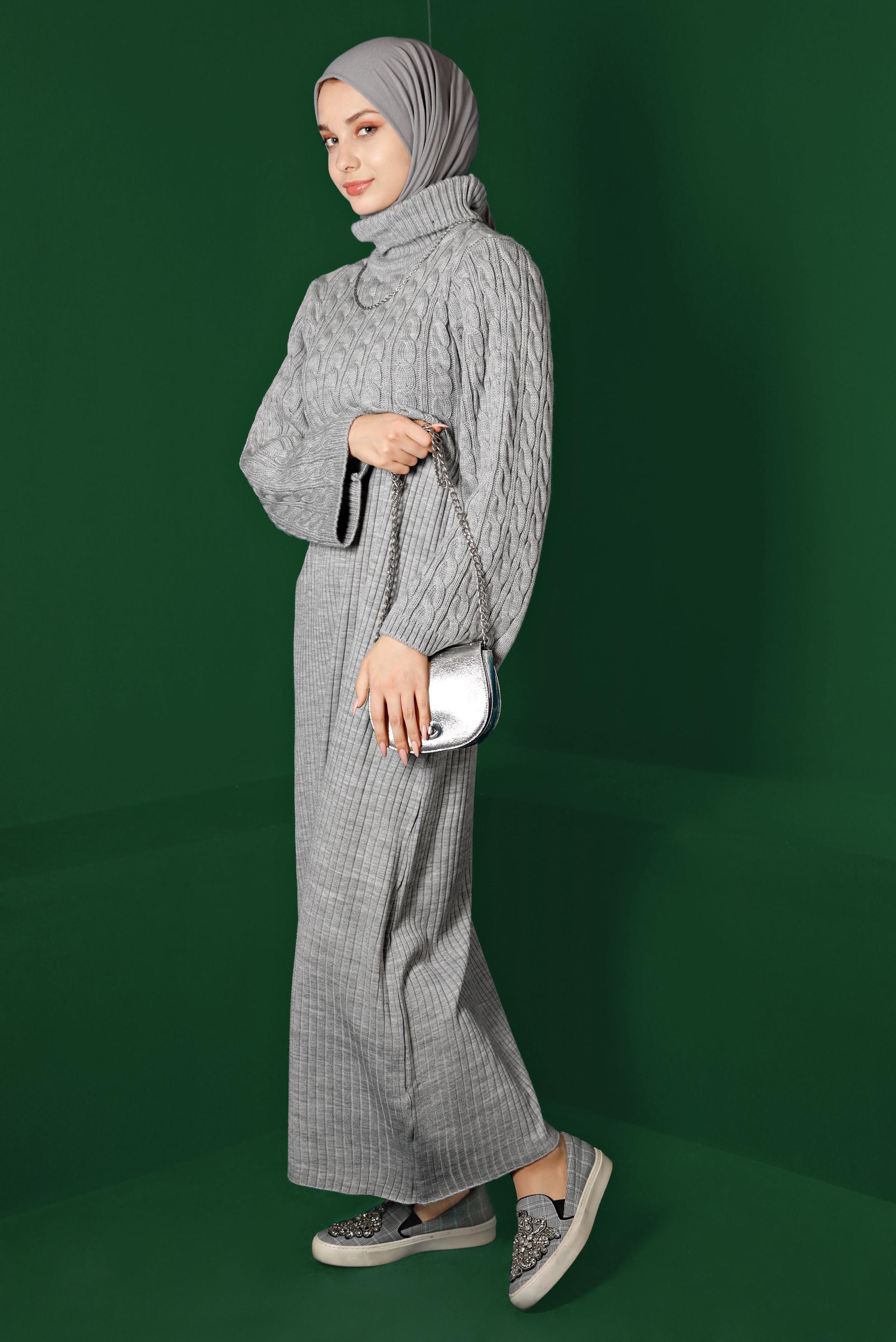 Tesettür giyim GRİ ÖRGÜ DETAYLI TRİKO İKİLİ ELBİSE 43205