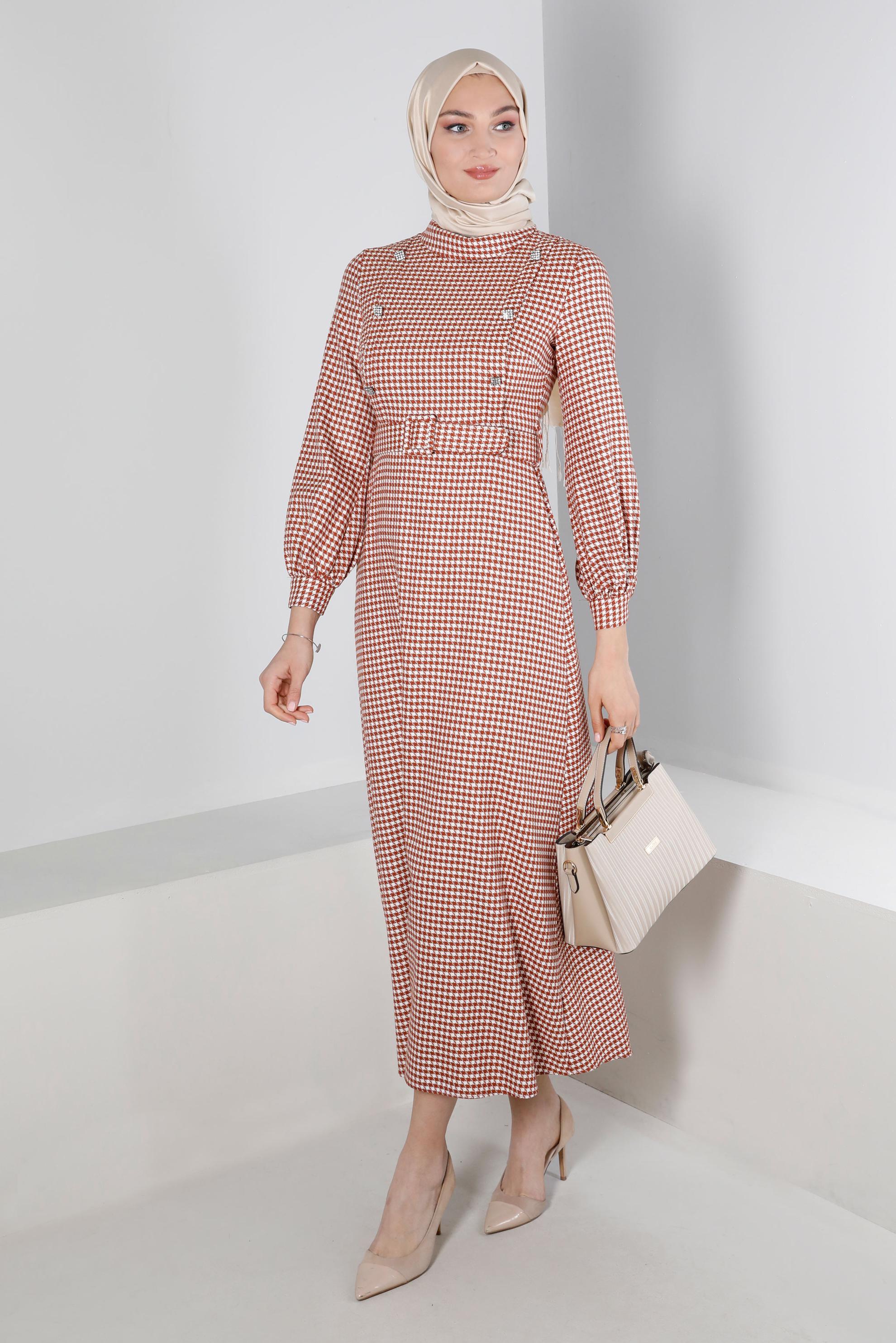 Tesettür giyim TURUNCU KAZAYAĞI DESENLİ TAŞLI ELBİSE 43292 