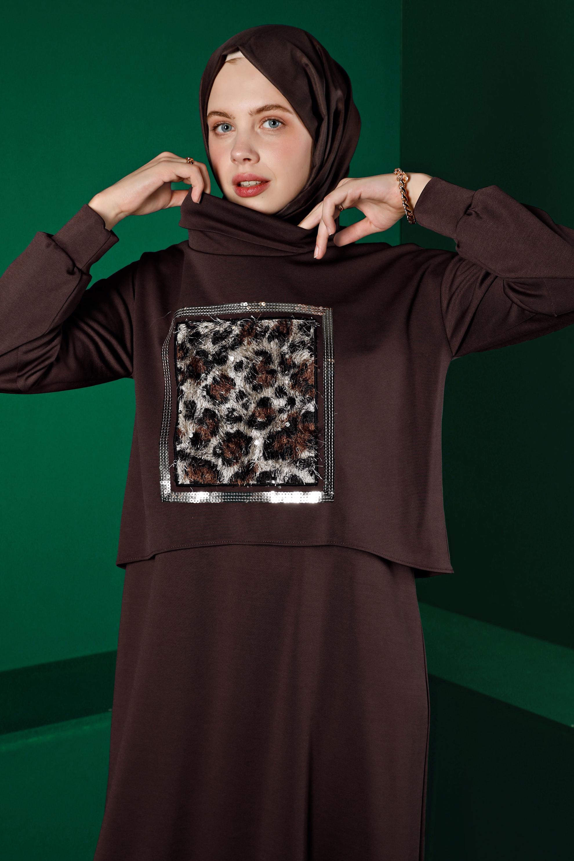 Tesettür giyim KAHVE LEOPAR DESEN DETAYLI İKİLİ ELBİSE 43319