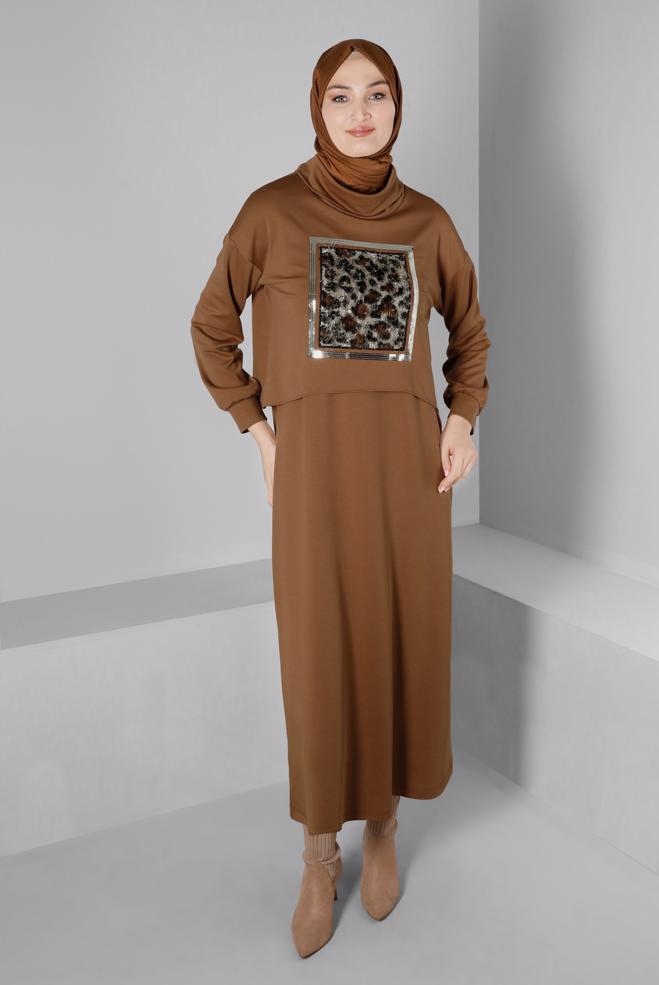 Vêtements hijab TABA ENSEMBLE ROBE 2 PIÈCES DÉTAIL MOTIF LÉOPARD 43319 - ALVİNA