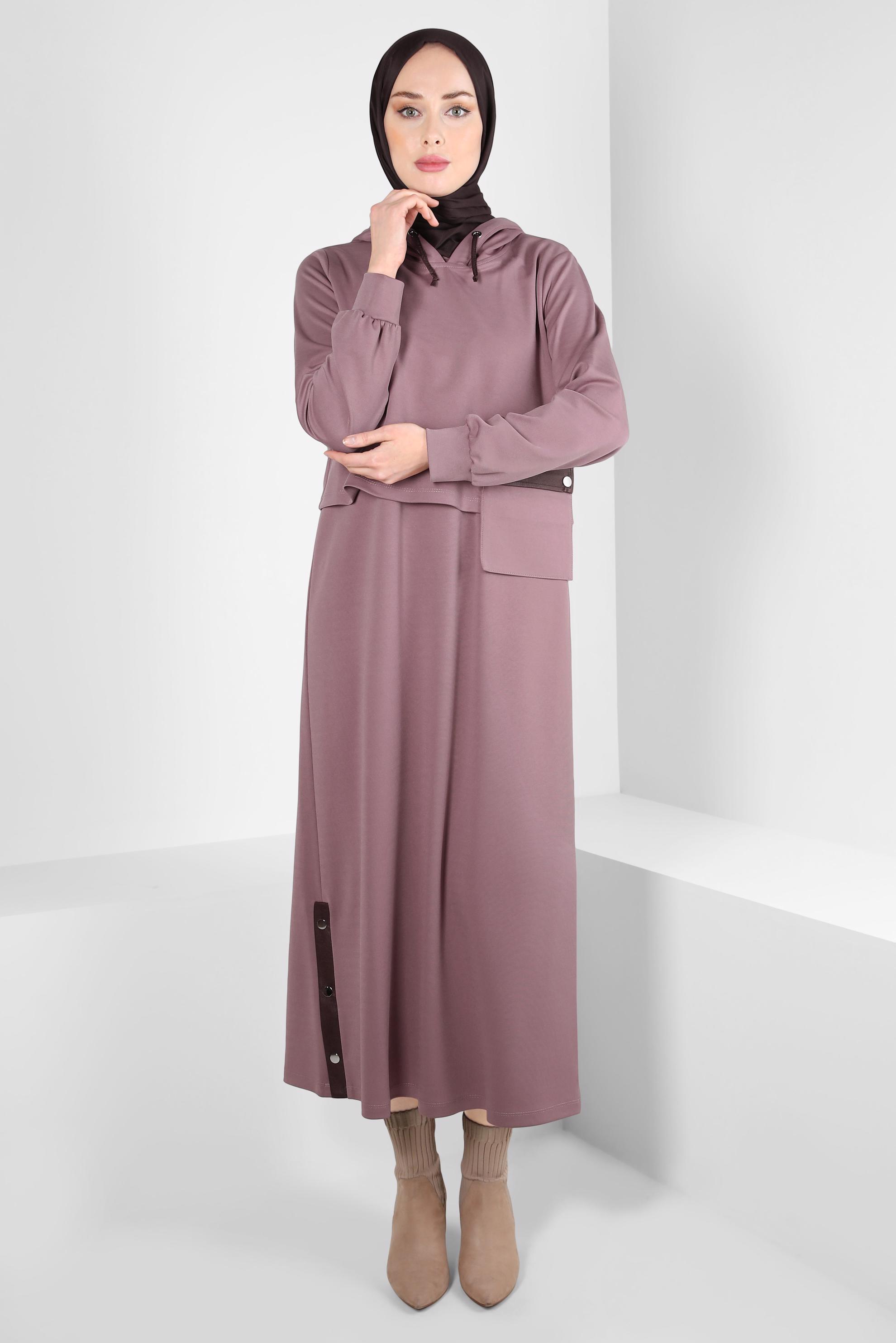 Tesettür giyim PEMBE KAPÜŞONLU CEPLİ İKİLİ ELBİSE 43320