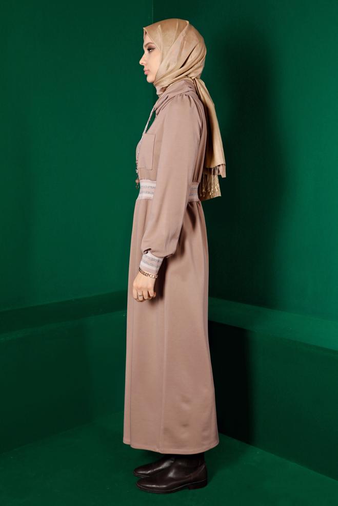 Tesettür giyim BEJ BELİ VE MANŞETLERİ LASTİKLİ ELBİSE 43327 - ALVİNA