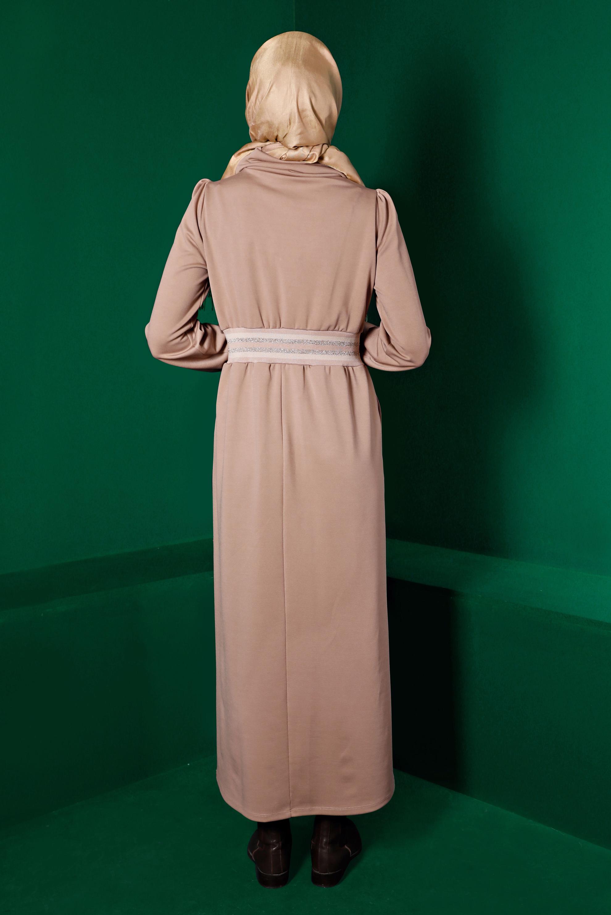 Tesettür giyim BEJ BELİ VE MANŞETLERİ LASTİKLİ ELBİSE 43327