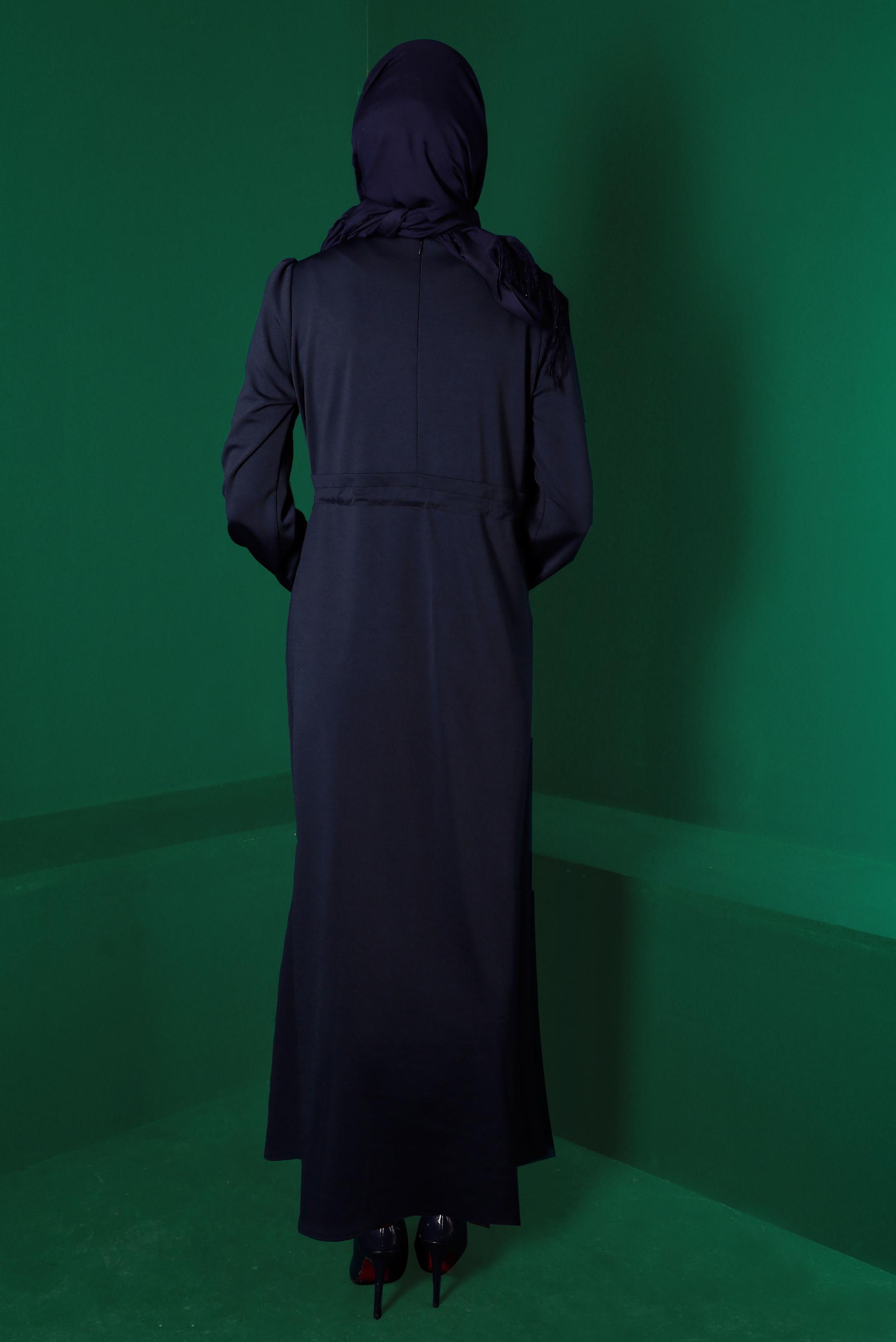 Tesettür giyim LACİVERT MANŞETLERİ LASTİKLİ BELİ BÜZGÜLÜ ELBİSE 43328