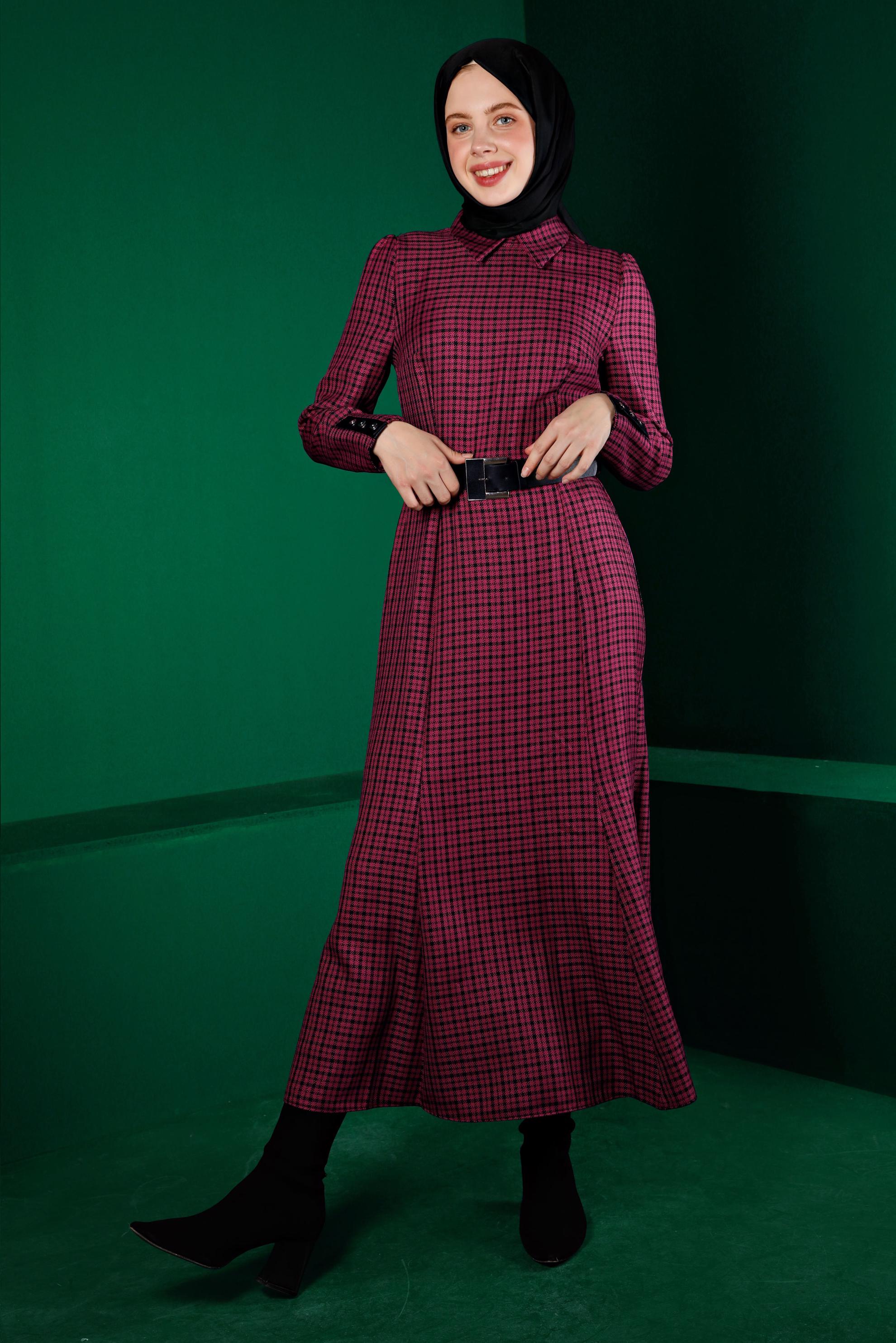 Hijab clothing FUCHSIA CHECKED DRESS WITH BUTTONED CUFFS 43370 
