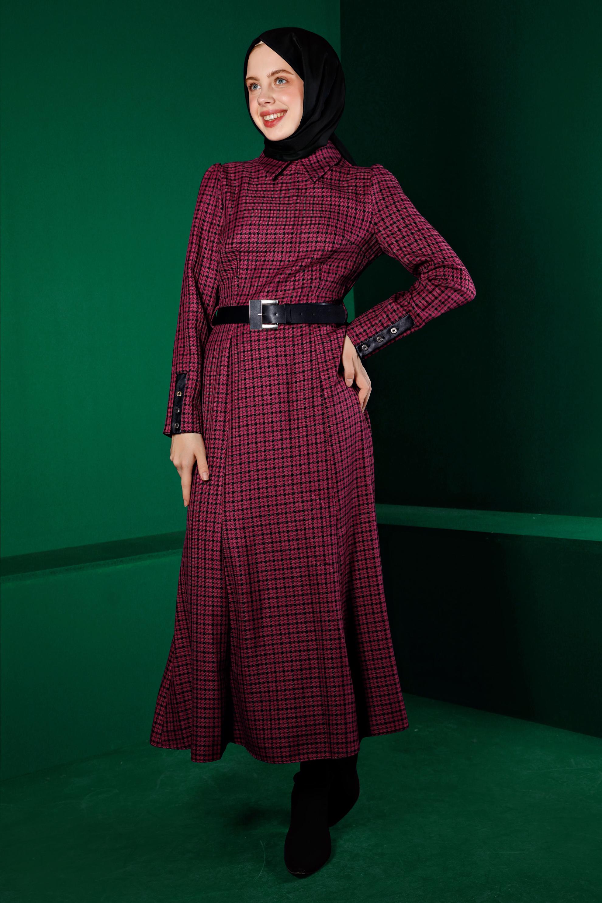 Hijab clothing FUCHSIA CHECKED DRESS WITH BUTTONED CUFFS 43370 