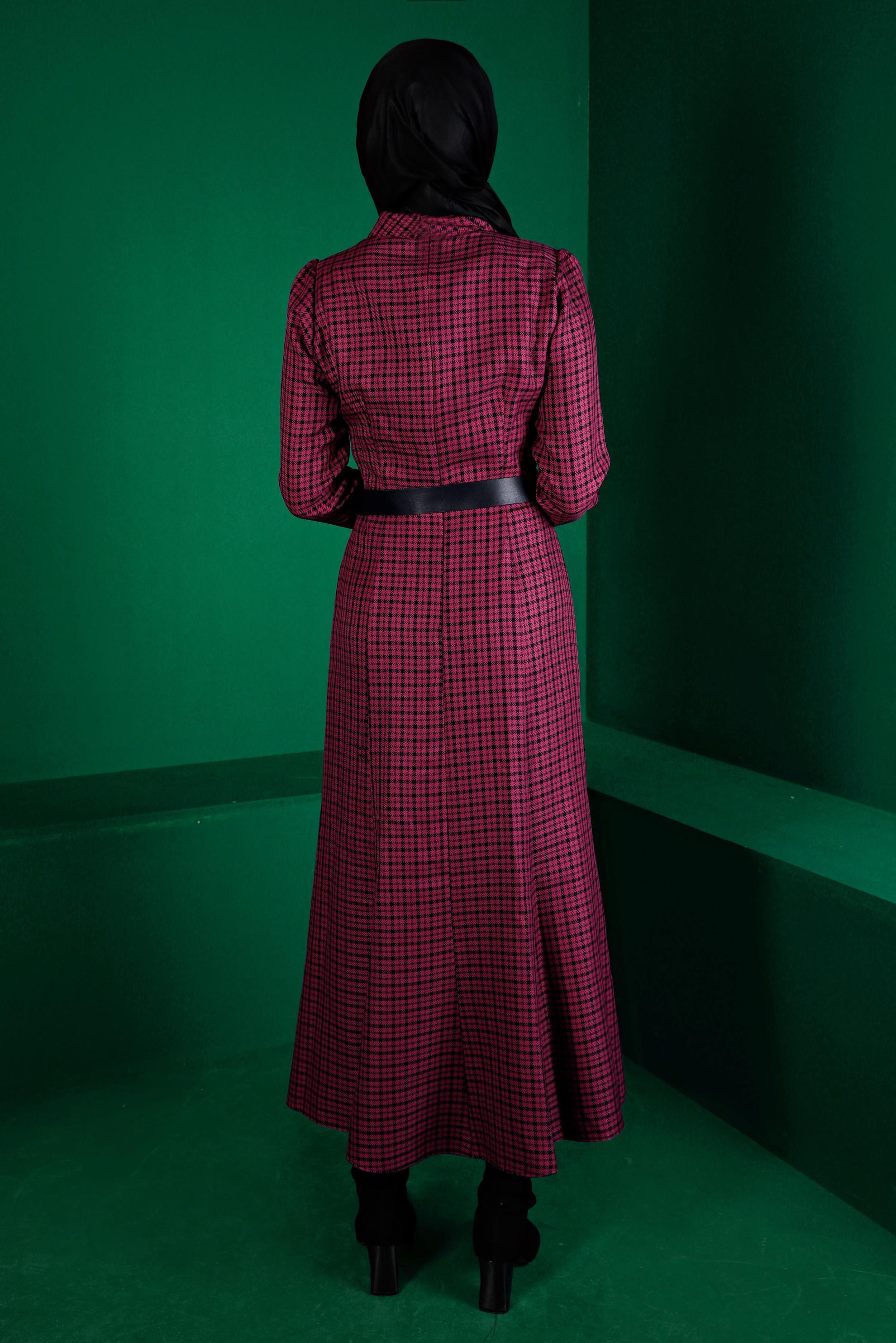 Hijab clothing FUCHSIA CHECKED DRESS WITH BUTTONED CUFFS 43370 