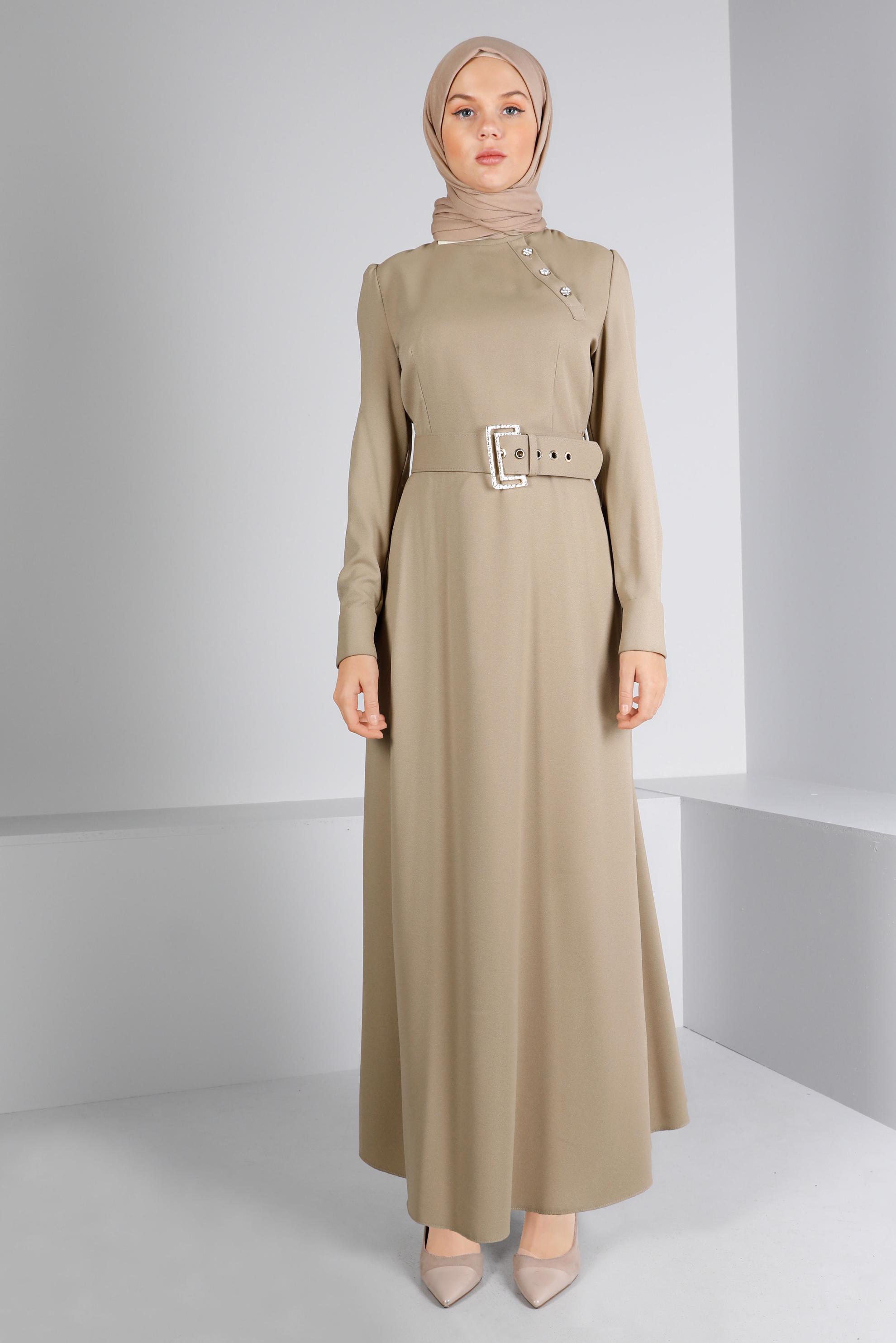 Tesettür giyim BEJ KEMERLİ DÜĞMELİ ELBİSE 43382