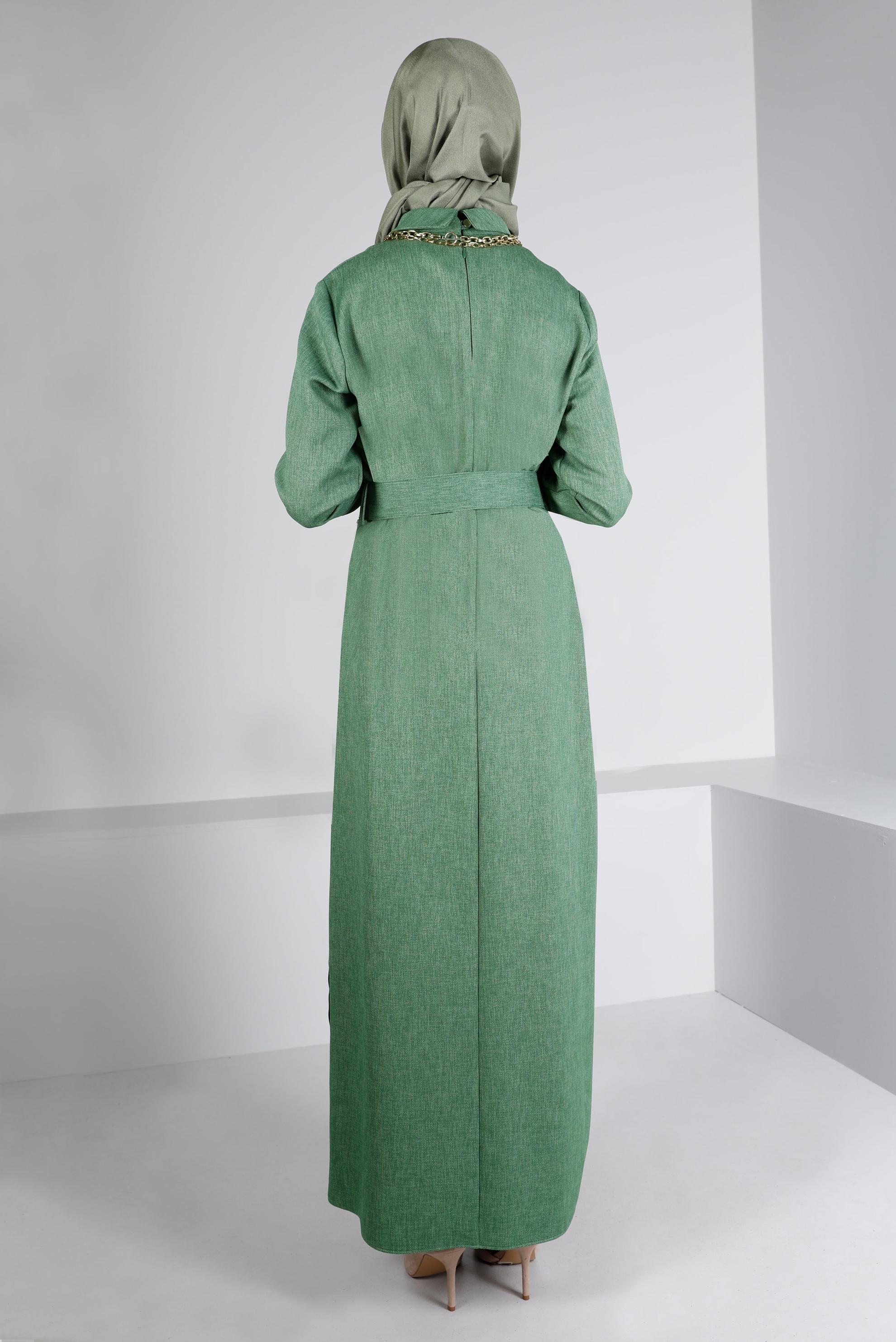 Tesettür giyim HAKİ KEMERLİ DÜĞME DETAYLI ELBİSE 43383