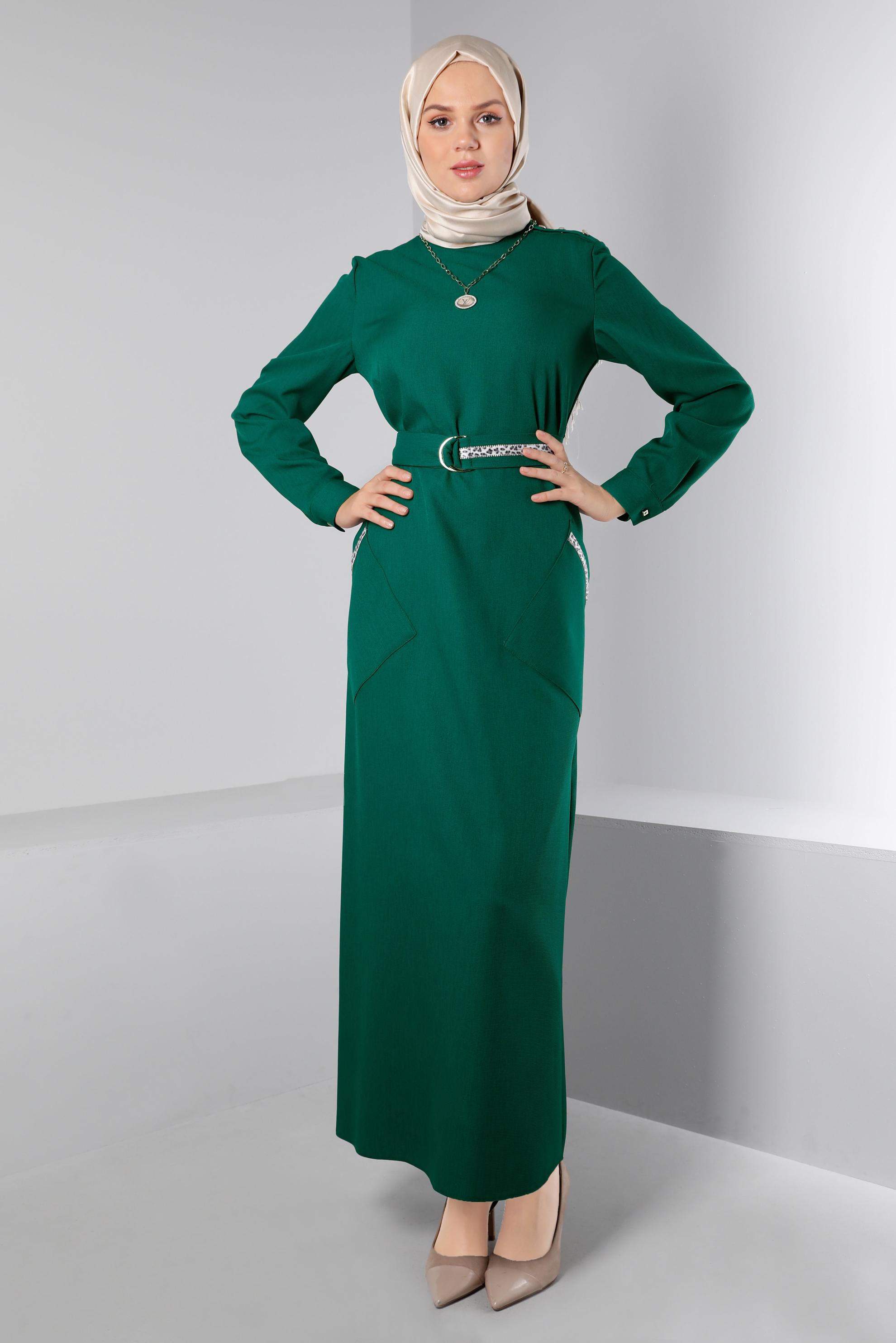 Tesettür giyim YEŞİL KUŞAĞI LEOPAR DESEN DETAYLI ELBİSE 43403 