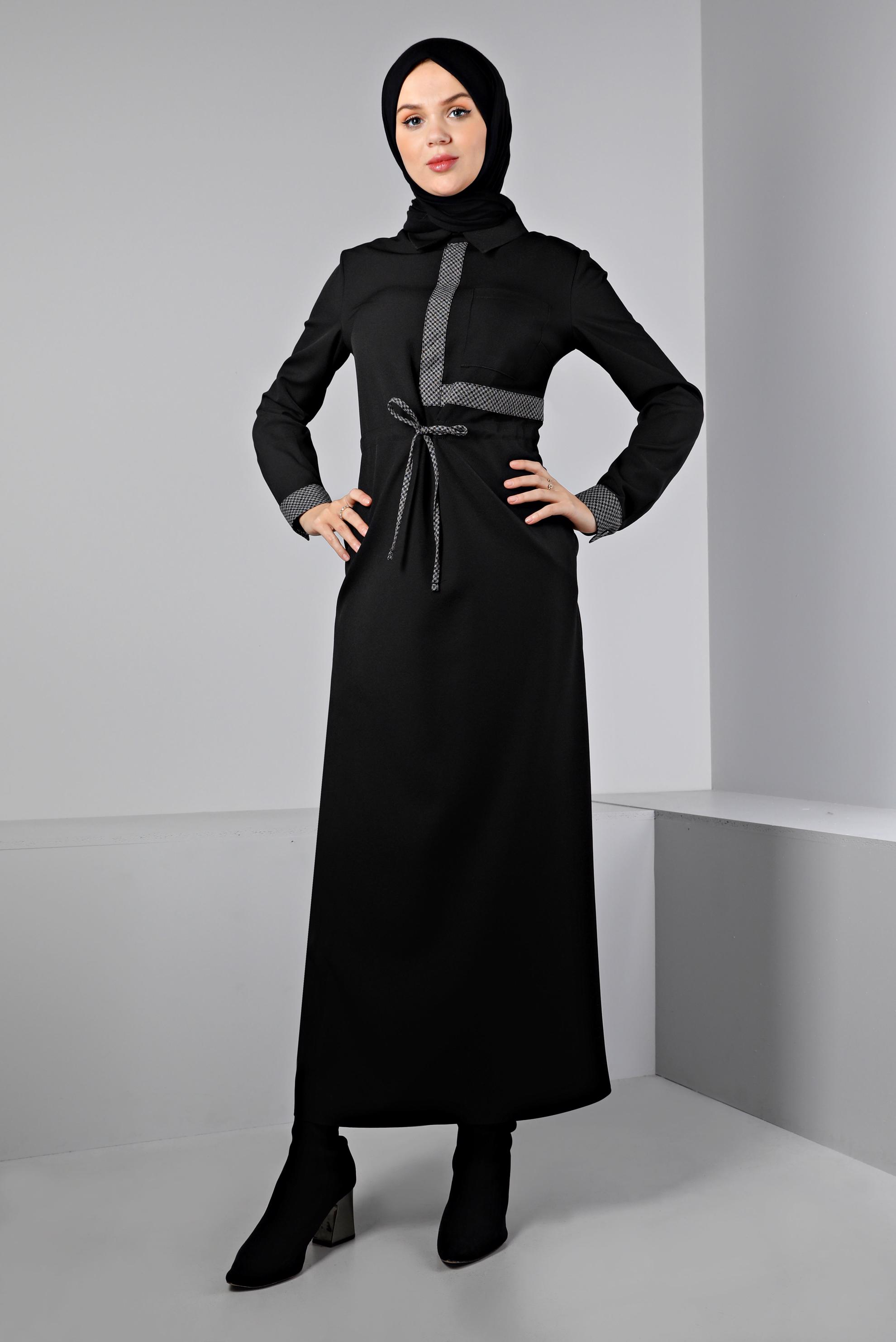 Tesettür giyim SİYAH BELİ BÜZGÜLÜ ELBİSE 43435