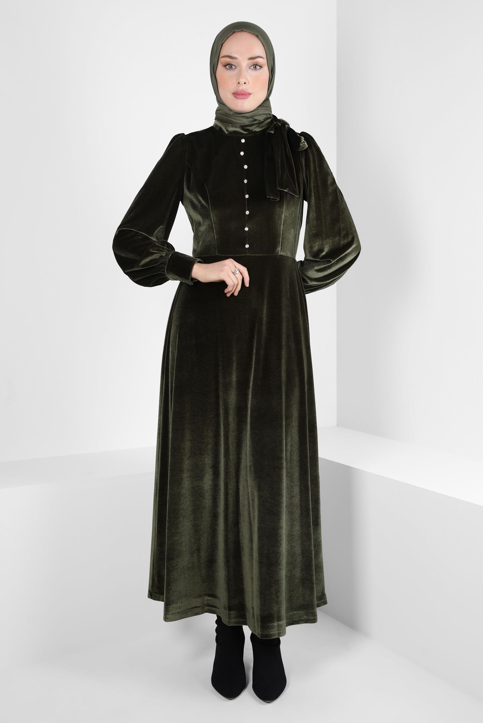 Tesettür giyim HAKİ ETEK UCU VOLANLI KADİFE ELBİSE 43437