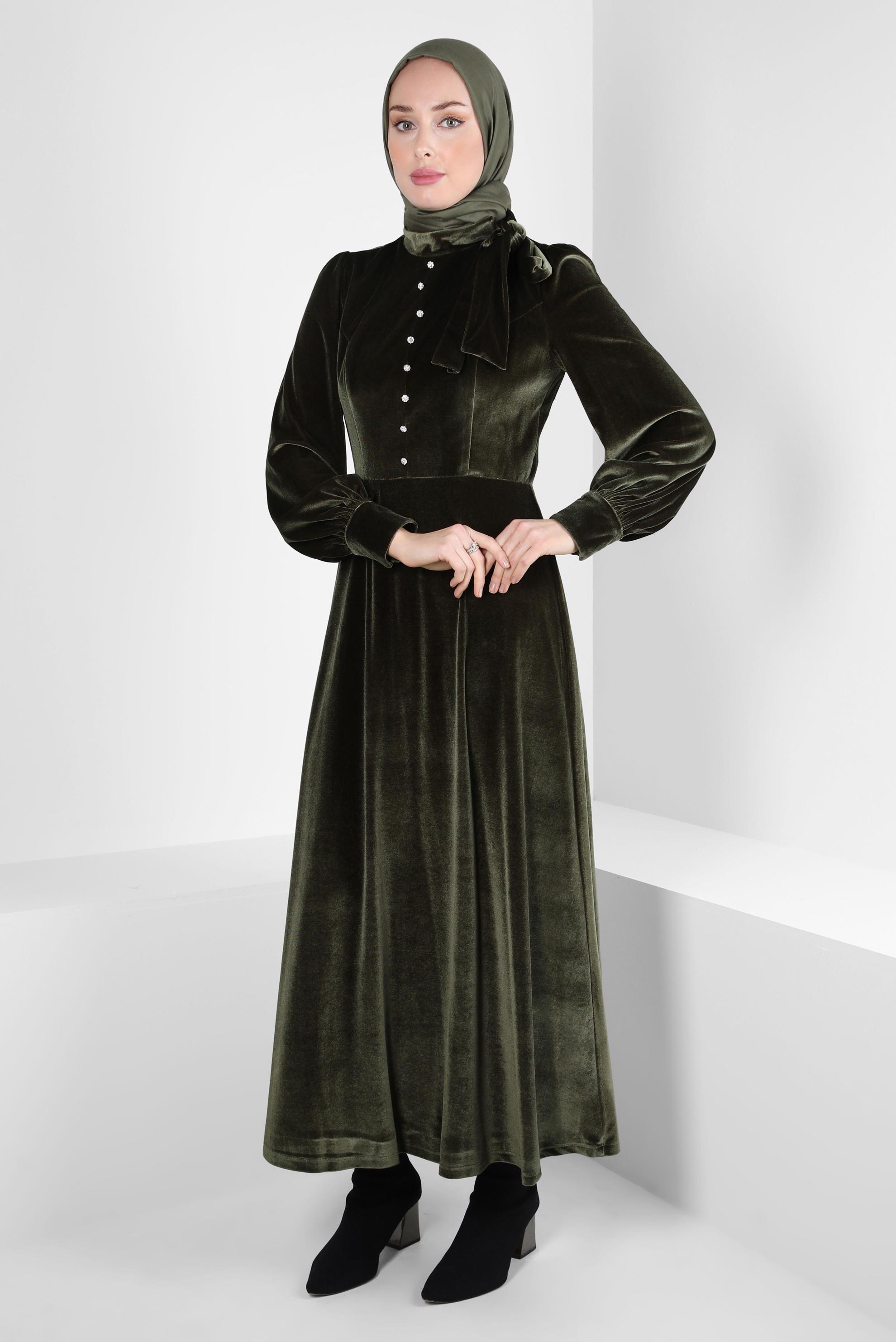 Tesettür giyim HAKİ ETEK UCU VOLANLI KADİFE ELBİSE 43437