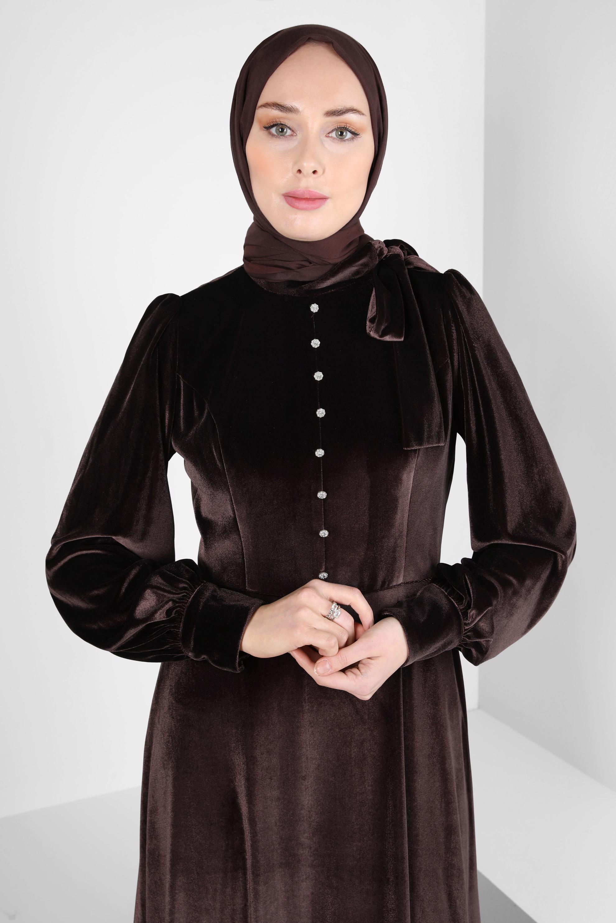 Tesettür giyim KAHVE ETEK UCU VOLANLI KADİFE ELBİSE 43437