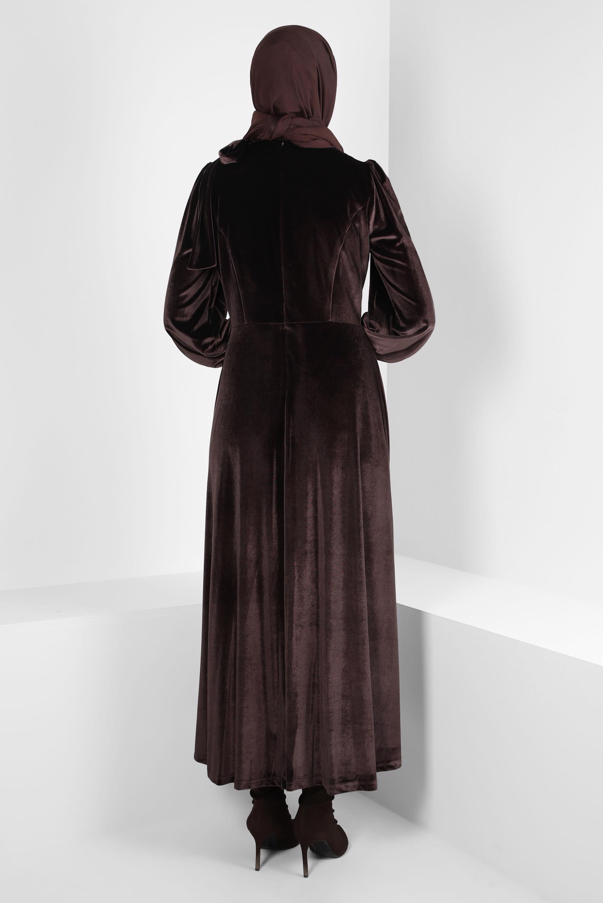 Tesettür giyim KAHVE ETEK UCU VOLANLI KADİFE ELBİSE 43437