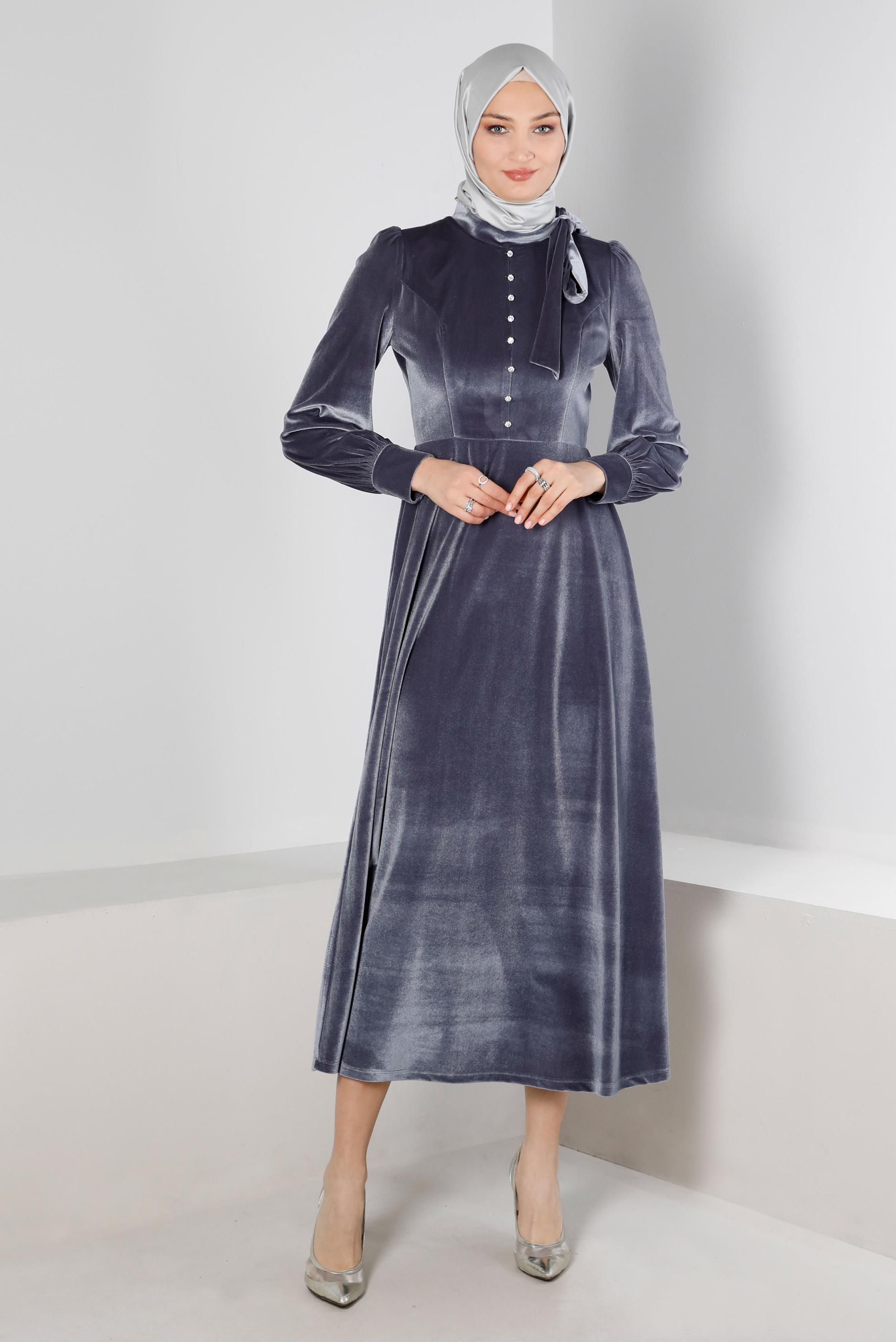 Tesettür giyim GÜMÜŞ ETEK UCU VOLANLI KADİFE ELBİSE 43437