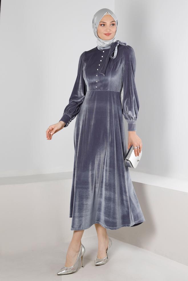 Tesettür giyim GÜMÜŞ ETEK UCU VOLANLI KADİFE ELBİSE 43437 - ALVİNA