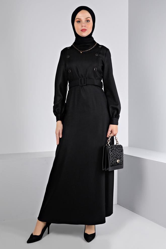 Tesettür giyim SİYAH DÜĞME DETAYLI KEMERLİ ELBİSE 43439 - ALVİNA
