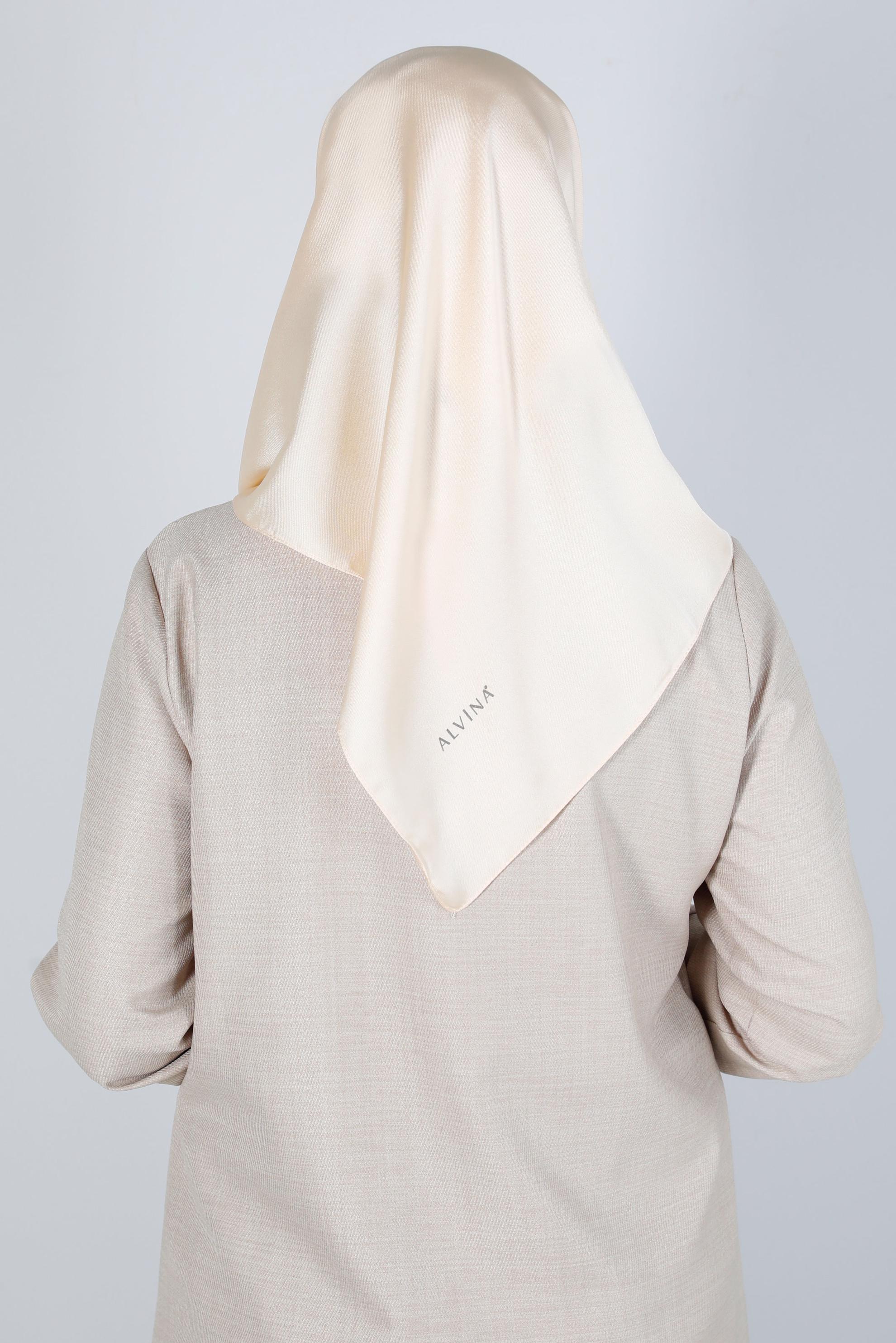 Tesettür giyim PEMBE ALVİNA DÜZ EŞARP 8220