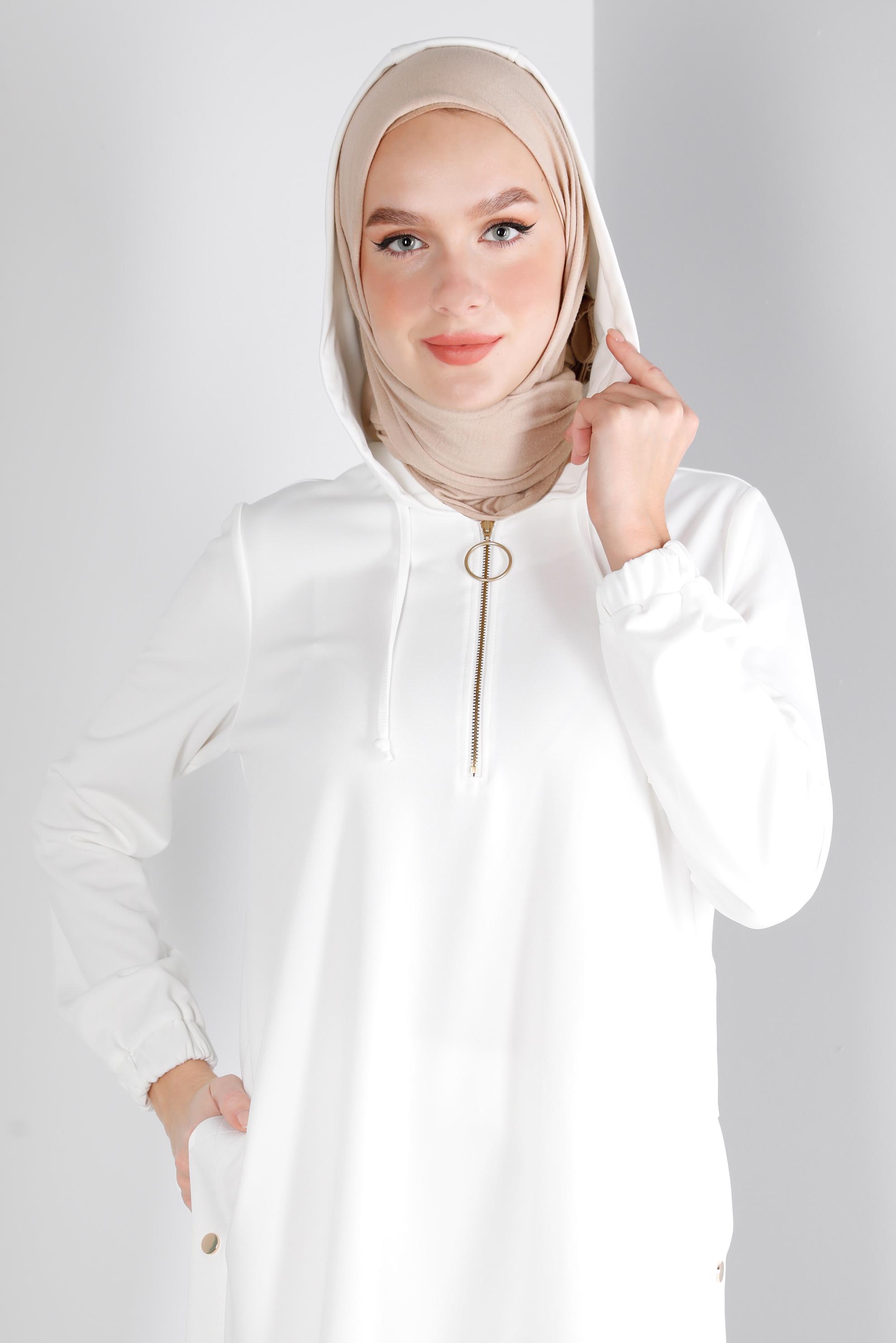 Tesettür giyim BEYAZ FERMUARLI KAPÜŞONLU EŞOFMAN TUNİK 43307