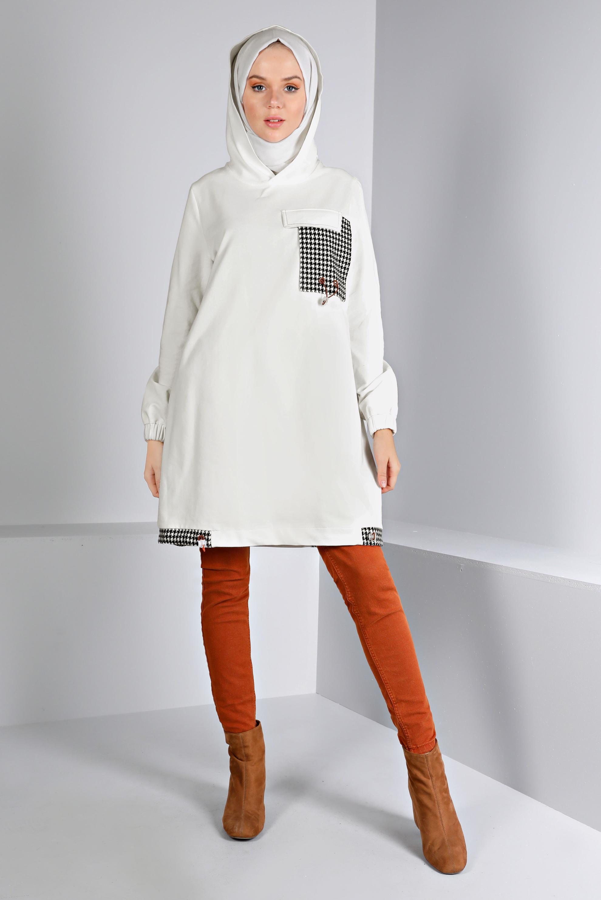 Tesettür giyim BEYAZ KAZAYAĞI DETAYLI EŞOFMAN TUNİK 43308	