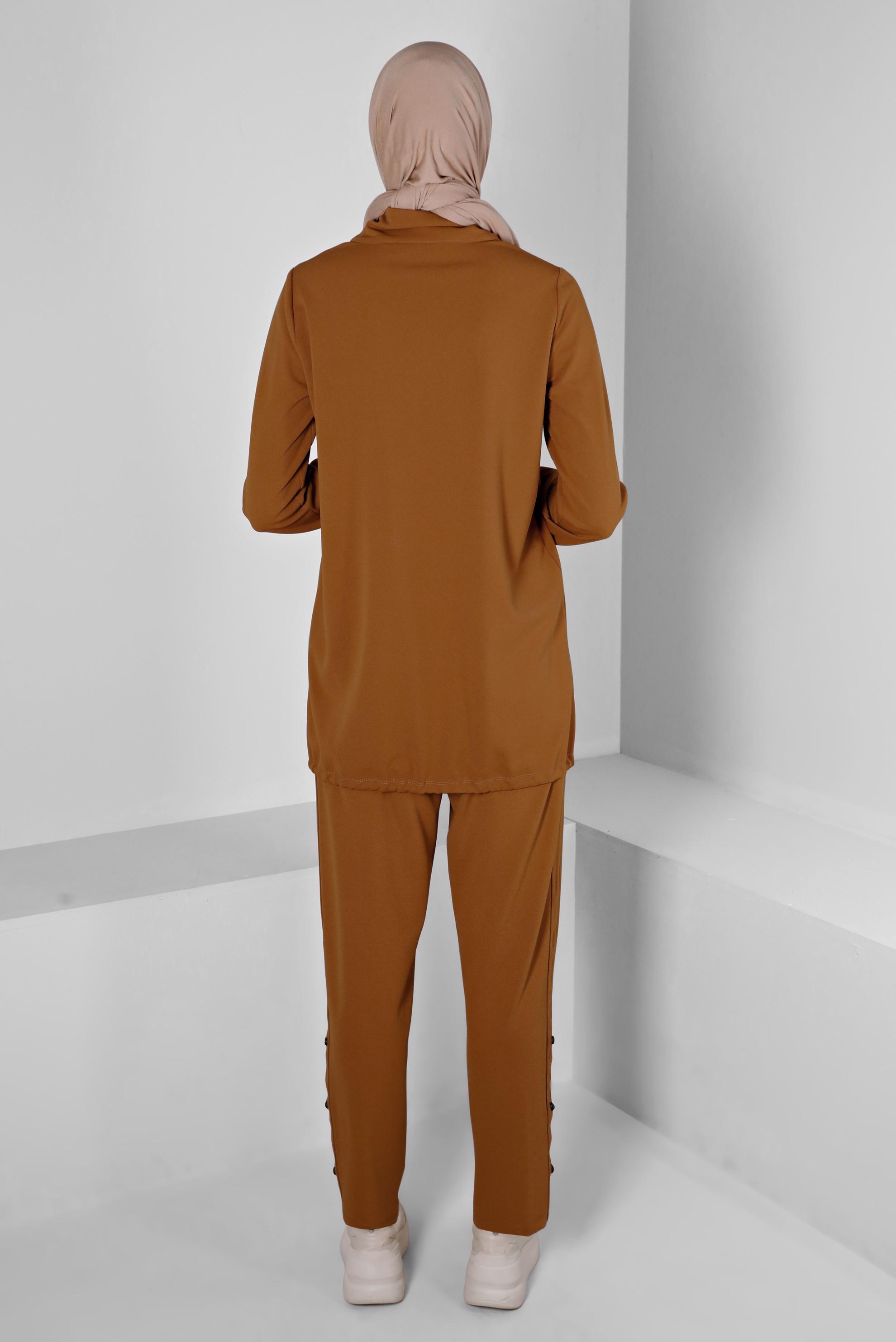 Tesettür giyim SARI ETEK UCU BÜZMELİ İKİLİ PANT. EŞOFMAN TAKIM 43340