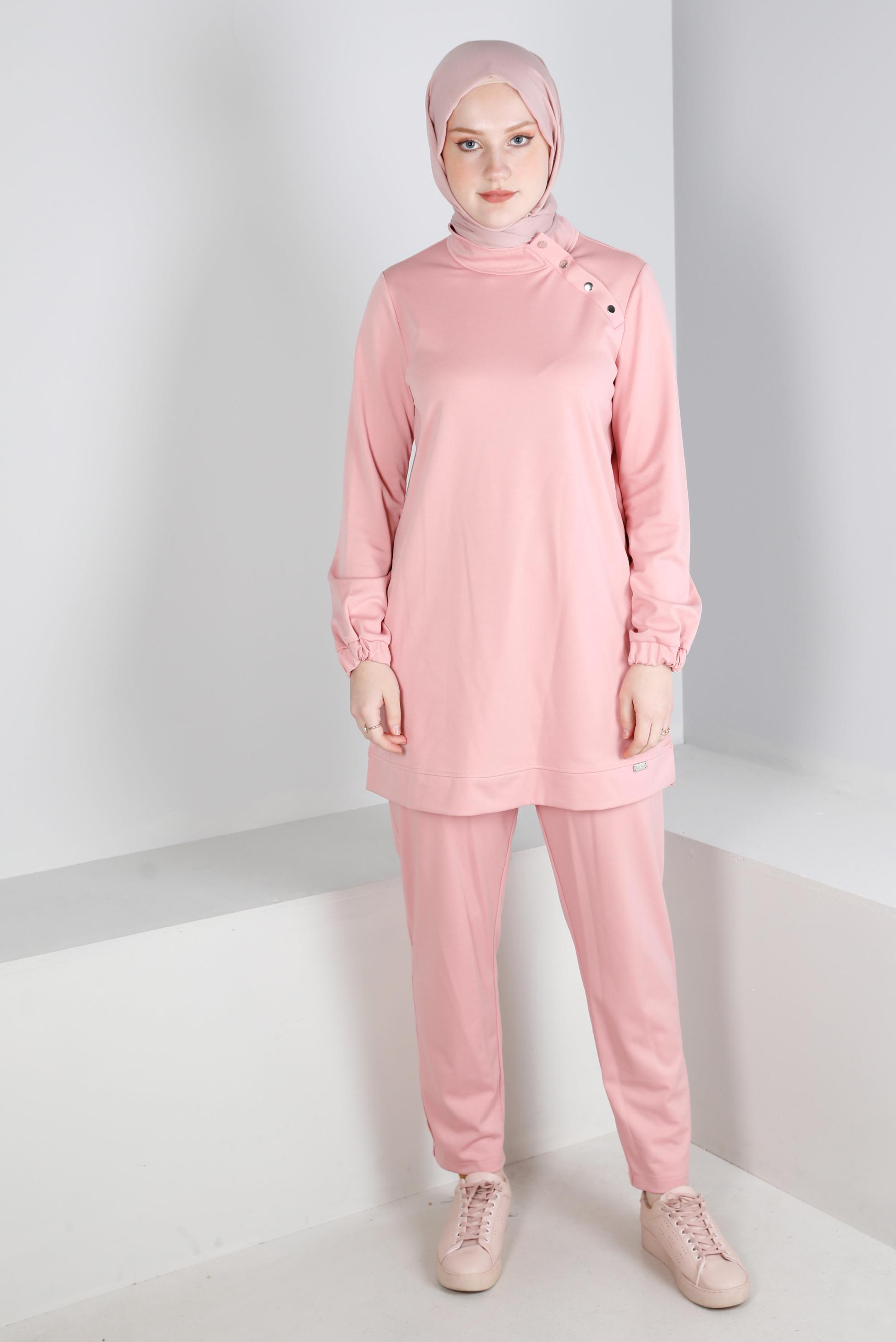 Tesettür giyim PUDRA YAKASI ÇITÇITLI İKİLİ PANT. EŞOFMAN TAKIM 43342