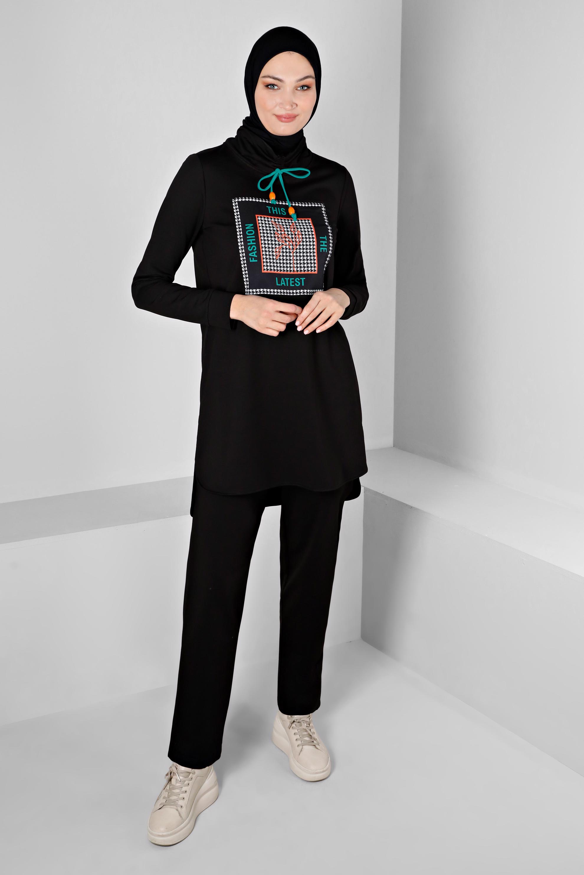 Tesettür giyim SİYAH YAZI BASKILI BAĞCIK DETAYLI İKİLİ PANT. EŞOFMAN TAKIMI 43347 