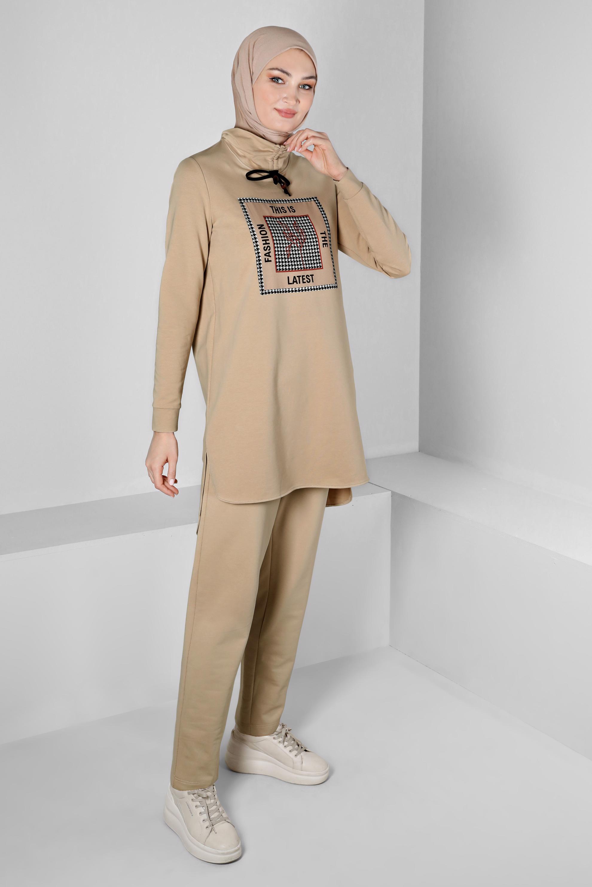 Hijab clothing BEIGE SLOGAN PRINTED 2-PIECE TRACKSUIT SET WITH PANTS 43347