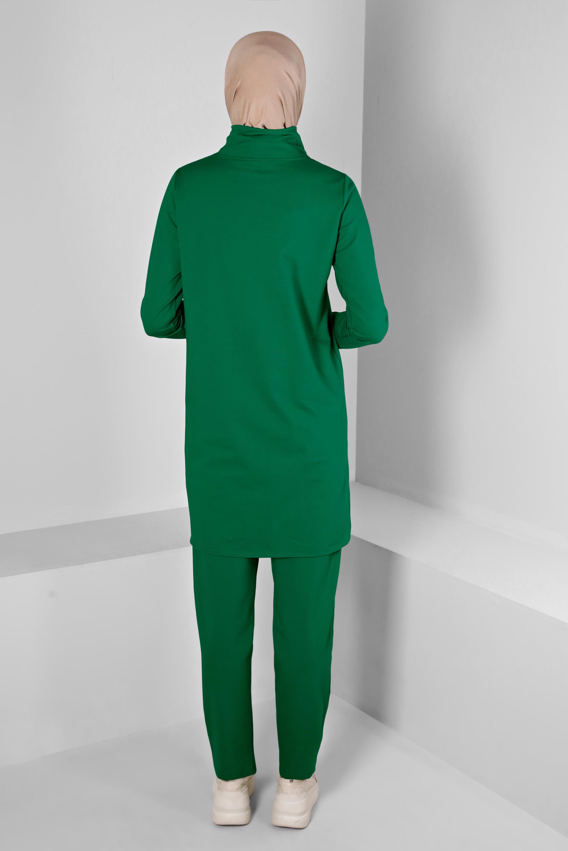 Hijab clothing GREEN SLOGAN PRINTED 2-PIECE TRACKSUIT SET WITH PANTS 43347