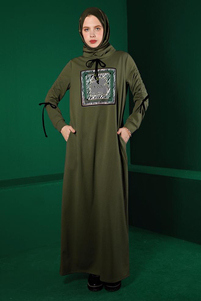 Vêtements hijab KAKI ROBE DE SURVÊTEMENT IMPRIMÉ DÉTAIL NOUÉ 43363 - ALVİNA
