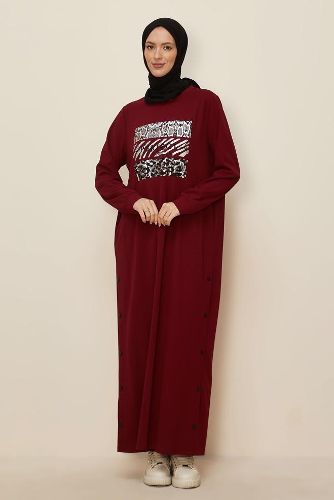Tesettür giyim KIRMIZI ÇITÇITLI BASKILI EŞOFMAN ELBİSE 43364 - ALVİNA