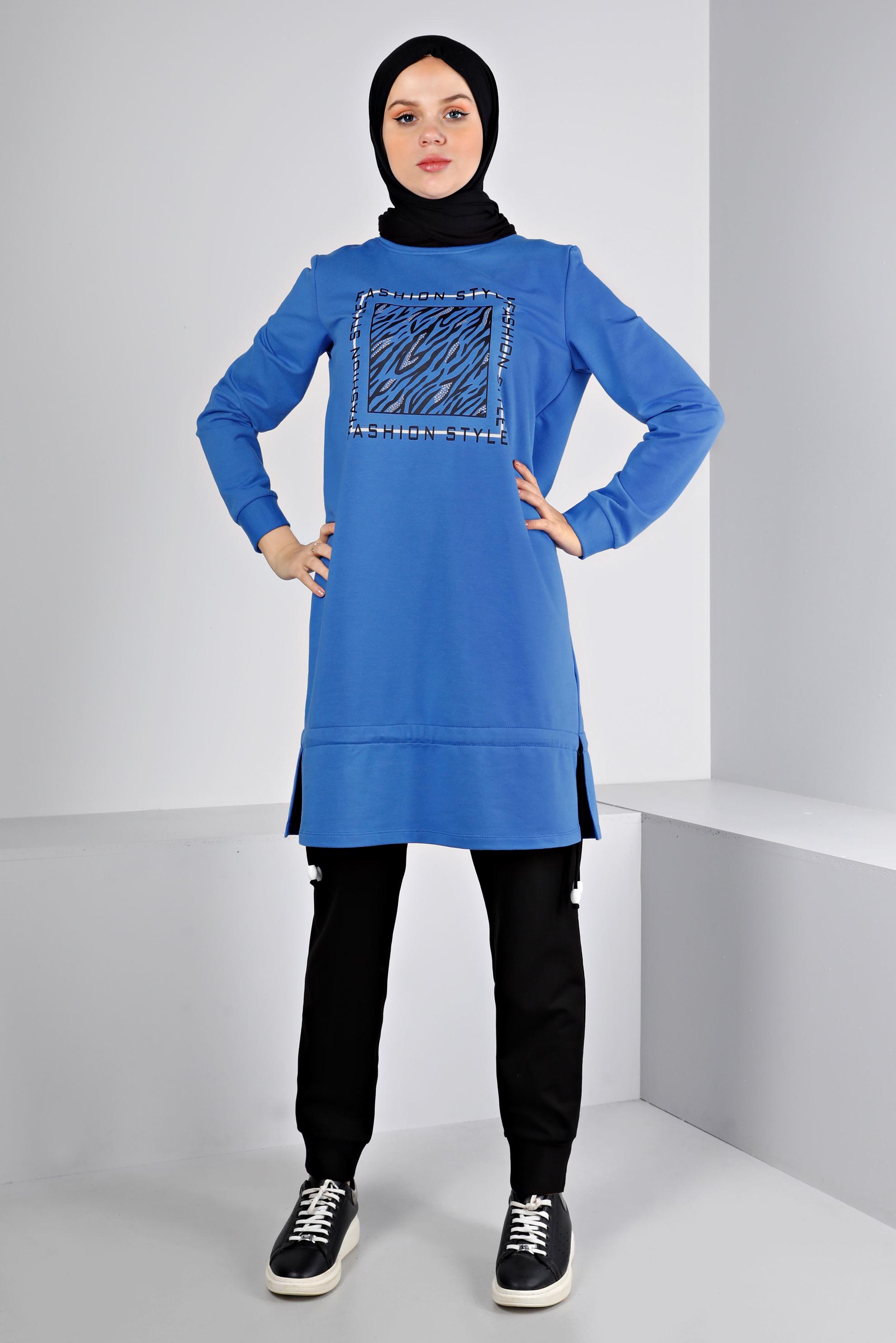 Vêtements hijab BLEU ENSEMBLE DE SURVÊTEMENT 2 PIÈCES À SLOGAN 43369 