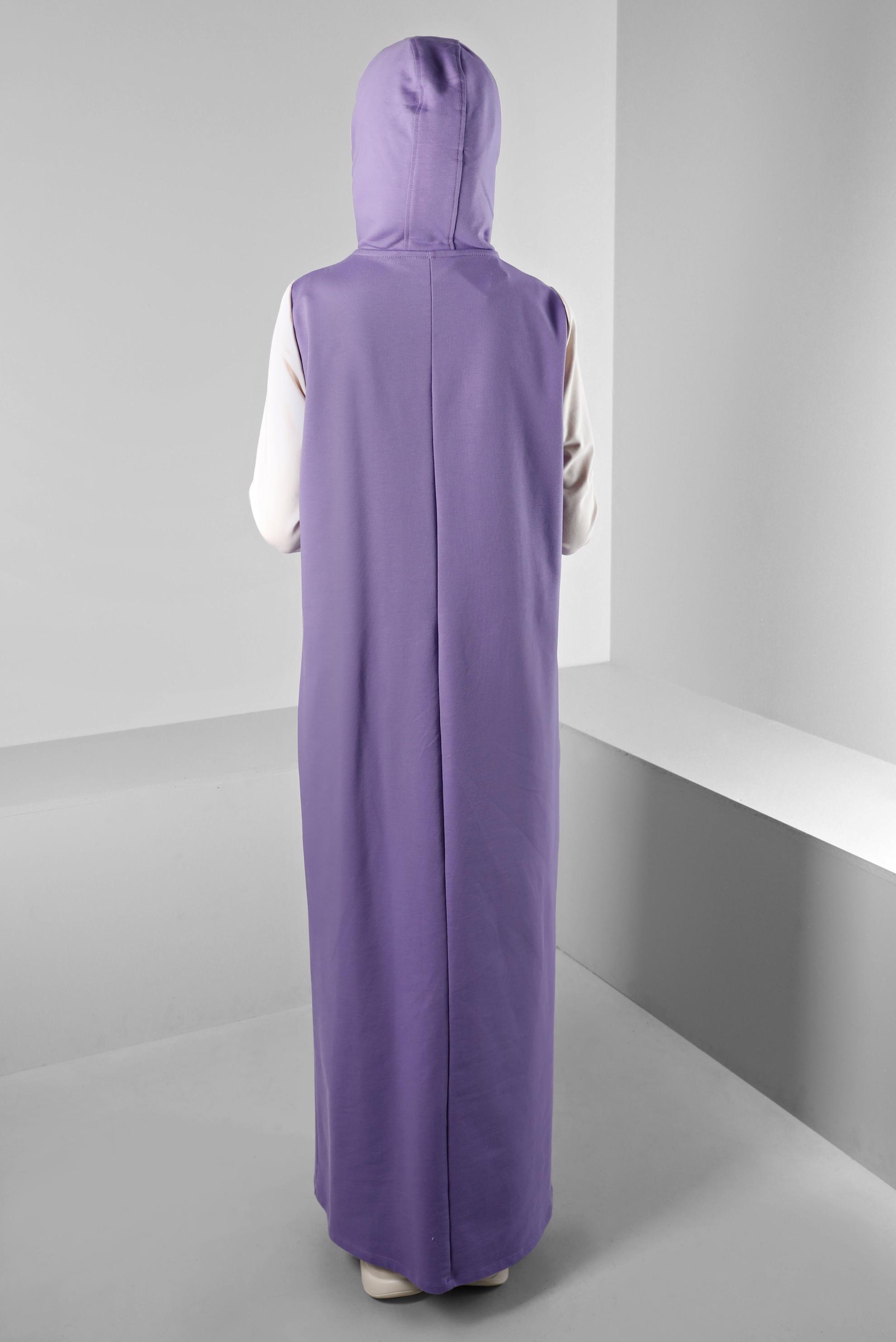 Tesettür giyim MOR TAŞ BASKILI KAPÜŞONLU EŞOFMAN ELBİSE 43411 