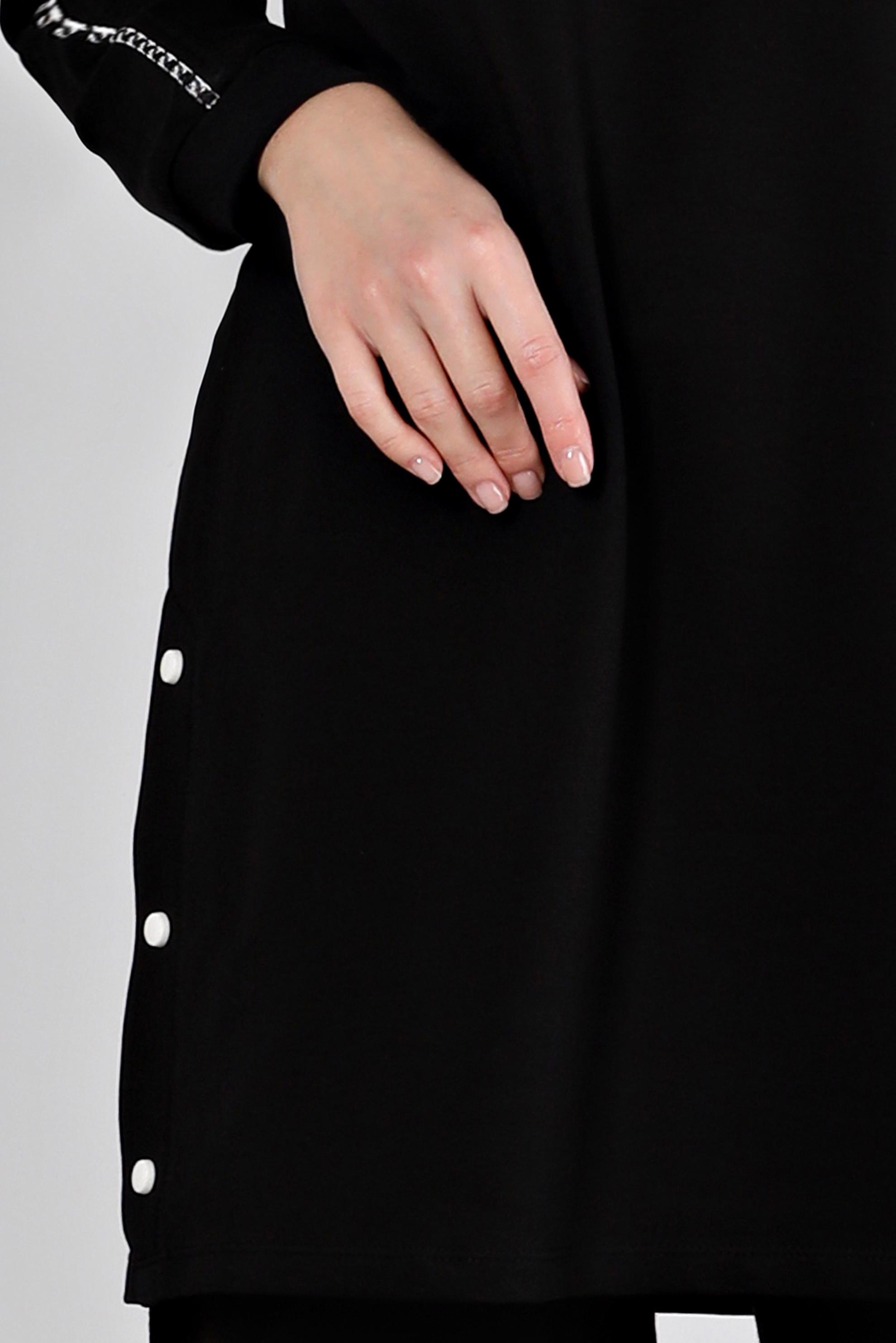 Tesettür giyim SİYAH YAZI DETAYLI KAPÜŞONLU EŞOFMAN TUNİK 43443 