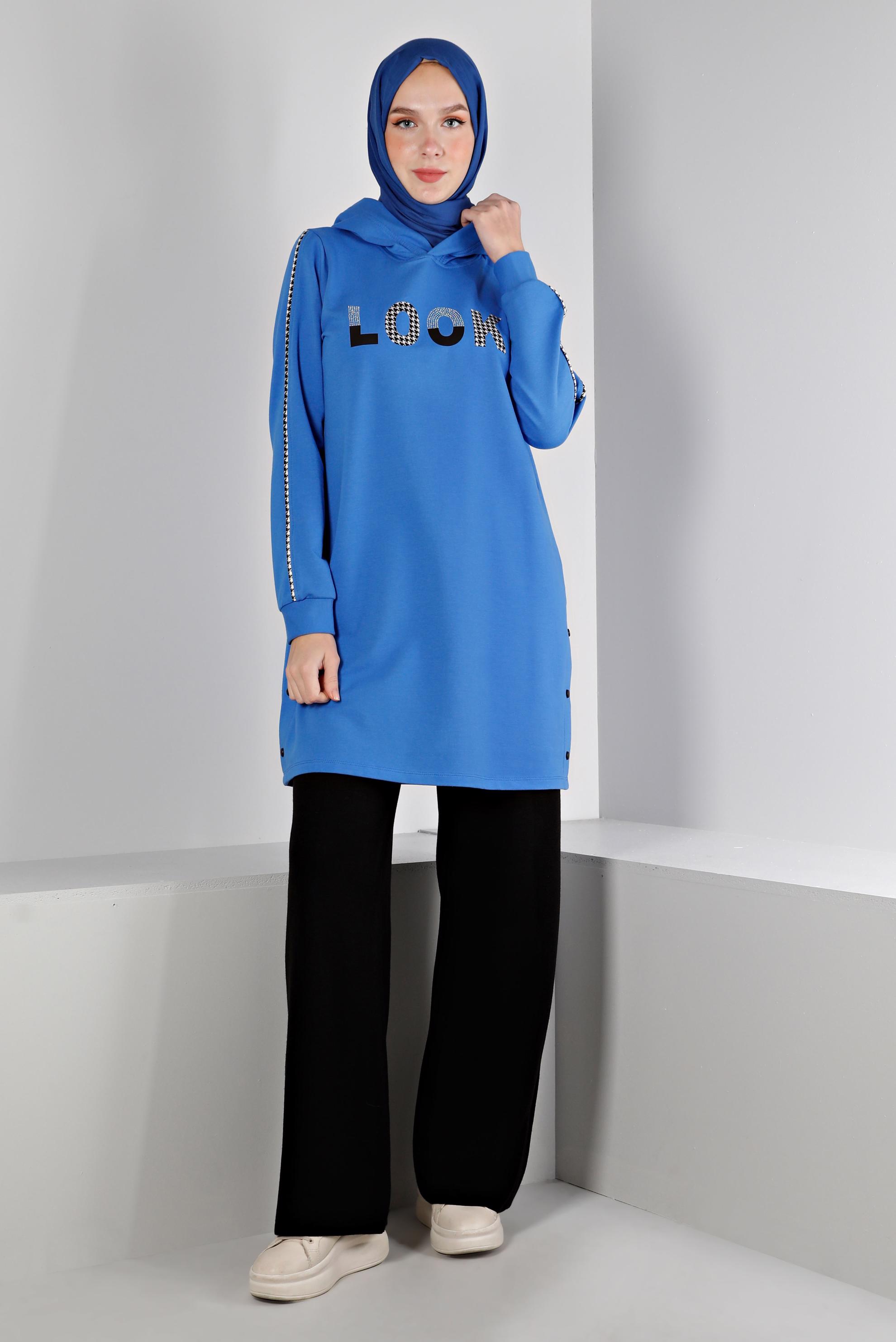 Tesettür giyim MAVİ YAZI DETAYLI KAPÜŞONLU EŞOFMAN TUNİK 43443 