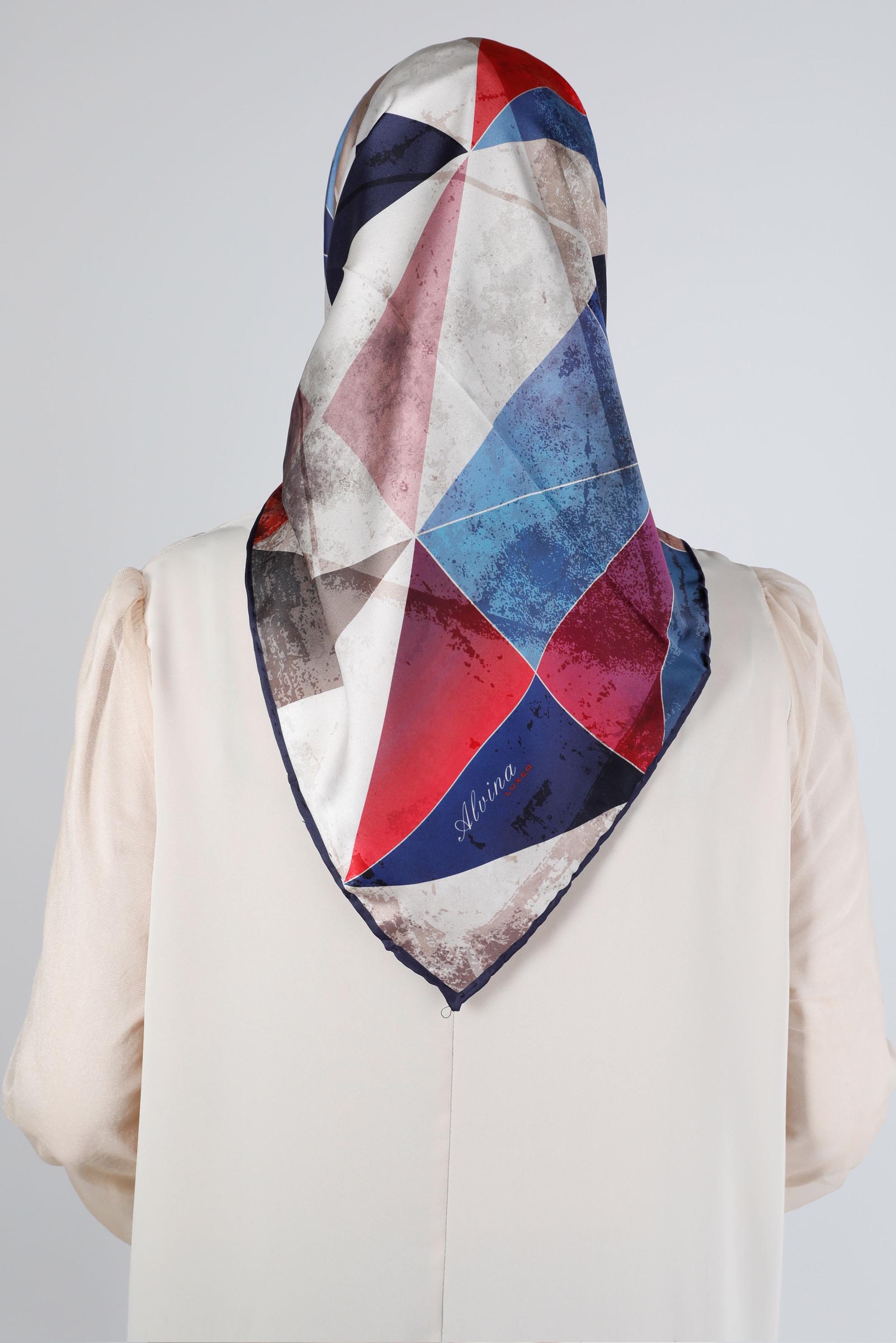 Tesettür giyim LACİVERT ALVİNA DİJİTAL SURA EŞARP 8200