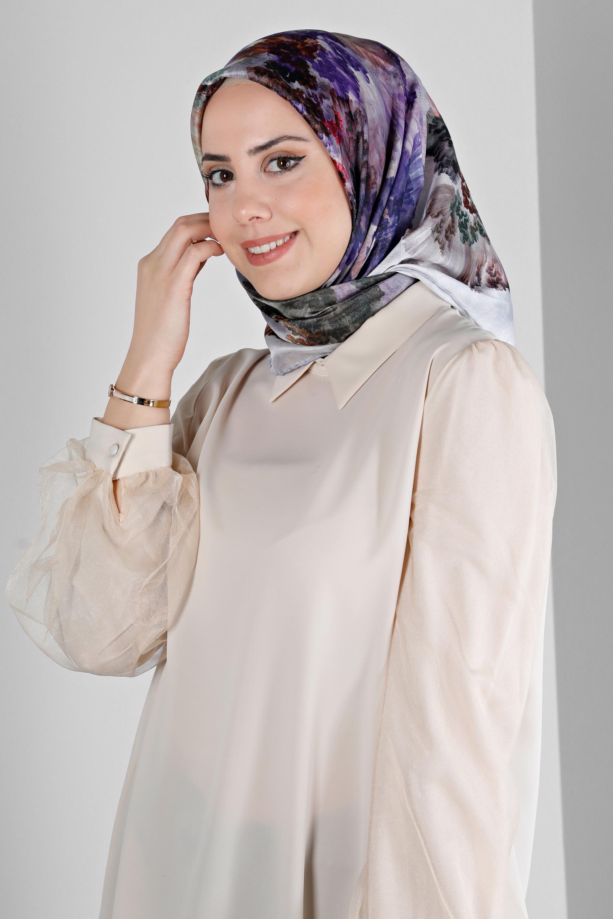 Tesettür giyim GÜMÜŞ ALVİNA DİJİTAL KRİSTAL SURA EŞARP 8204 